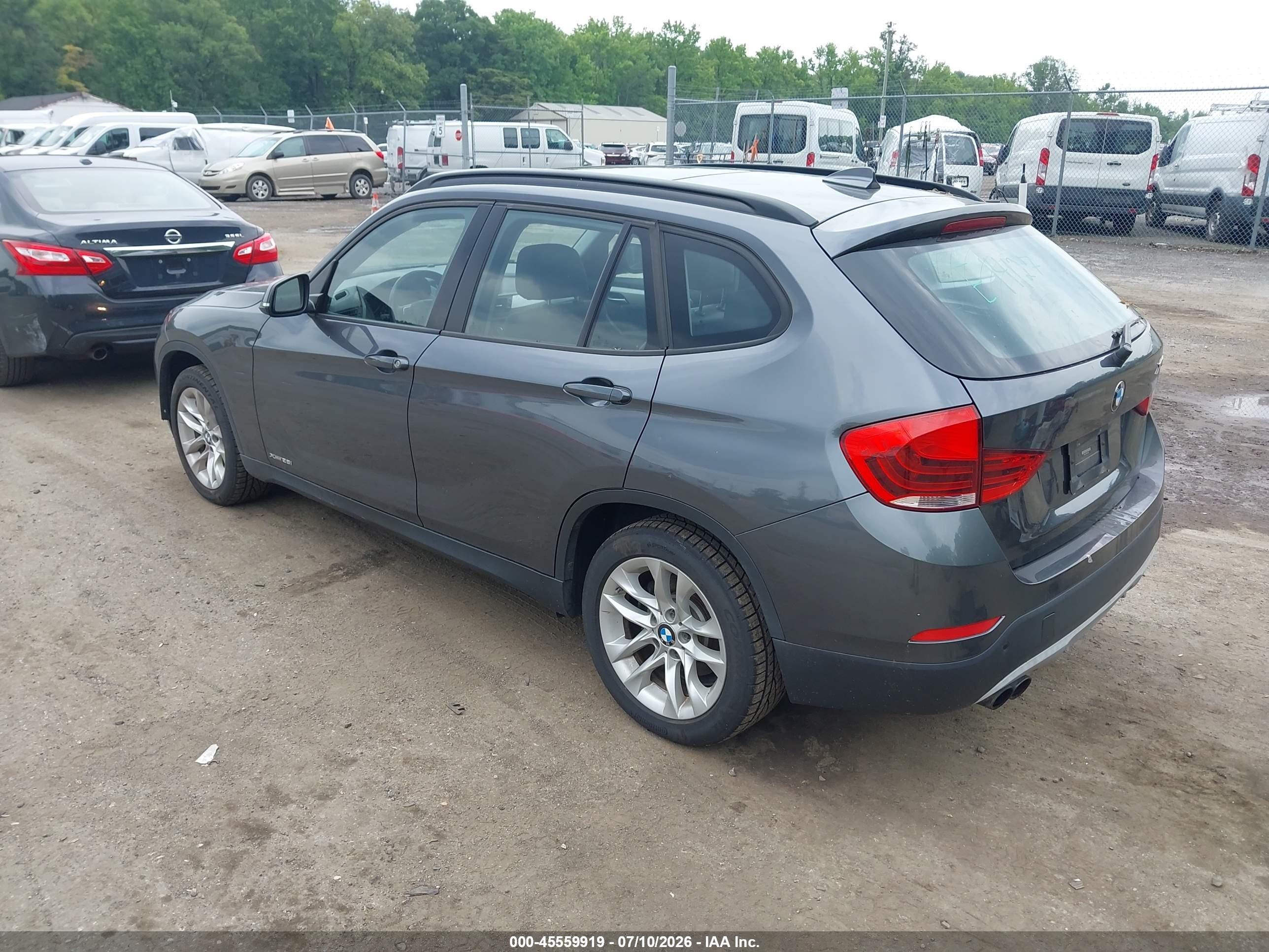 2015 Bmw X1 Xdrive28i Gray vin: WBAVL1C58FVY35301