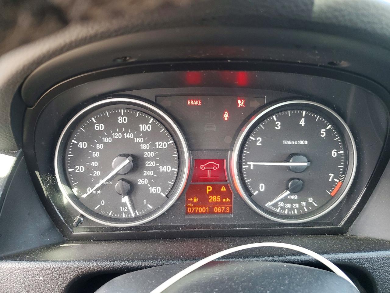 2015 Bmw X1 Xdrive28i Серебряный vin: WBAVL1C58FVY36092