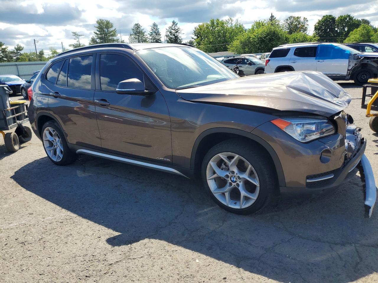 2013 Bmw X1 Xdrive28i Brown vin: WBAVL1C59DVR82045