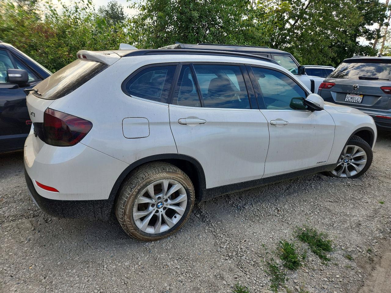 2013 Bmw X1 Xdrive28i White vin: WBAVL1C59DVR86113