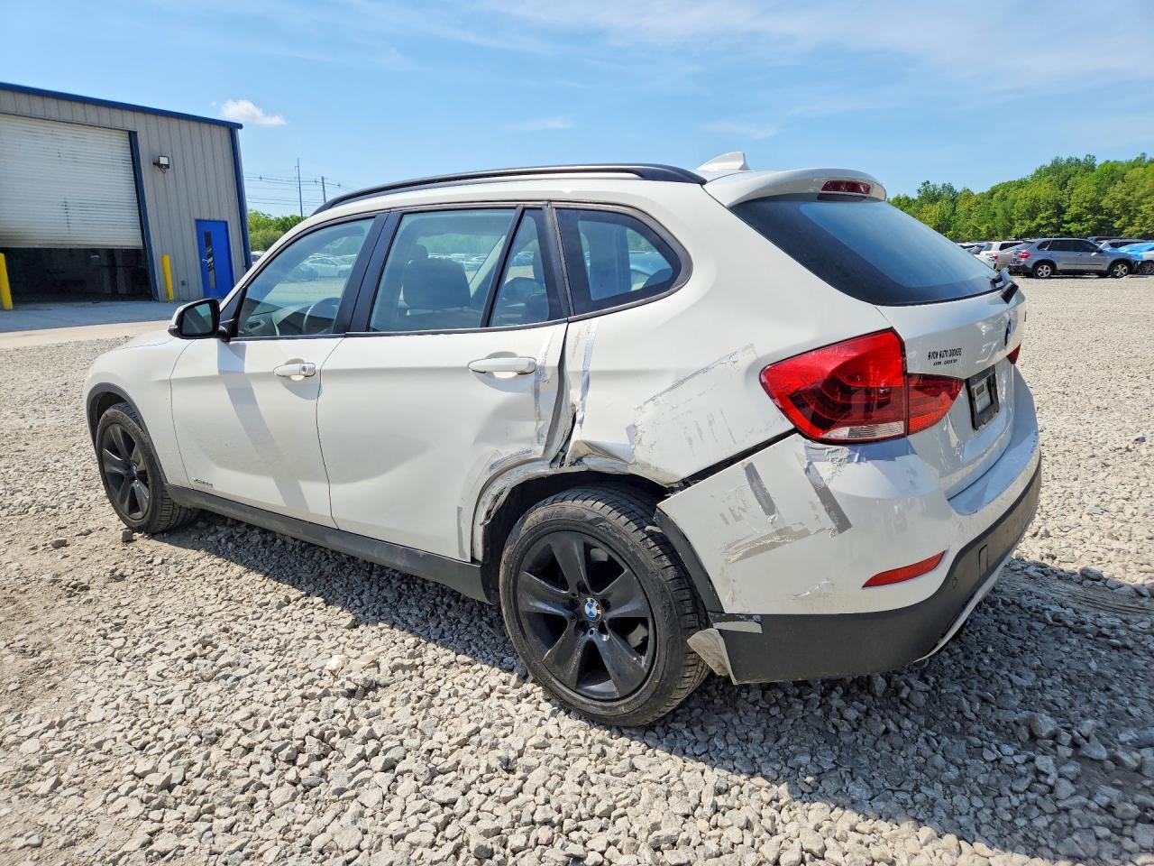 2013 Bmw X1 Xdrive28i White vin: WBAVL1C59DVR86337