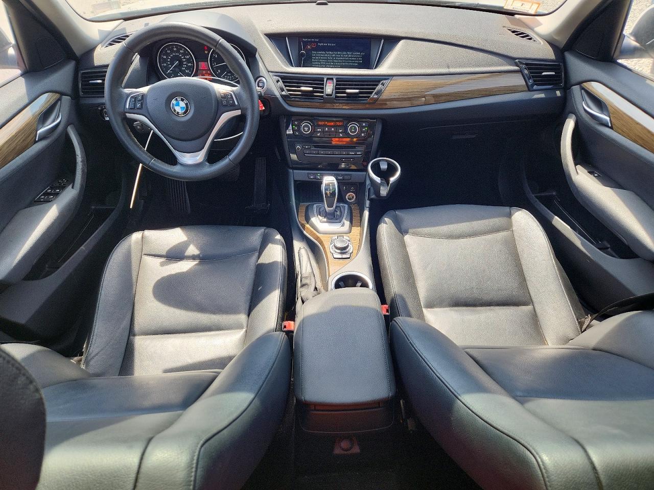 2013 Bmw X1 Xdrive28i White vin: WBAVL1C59DVR86337