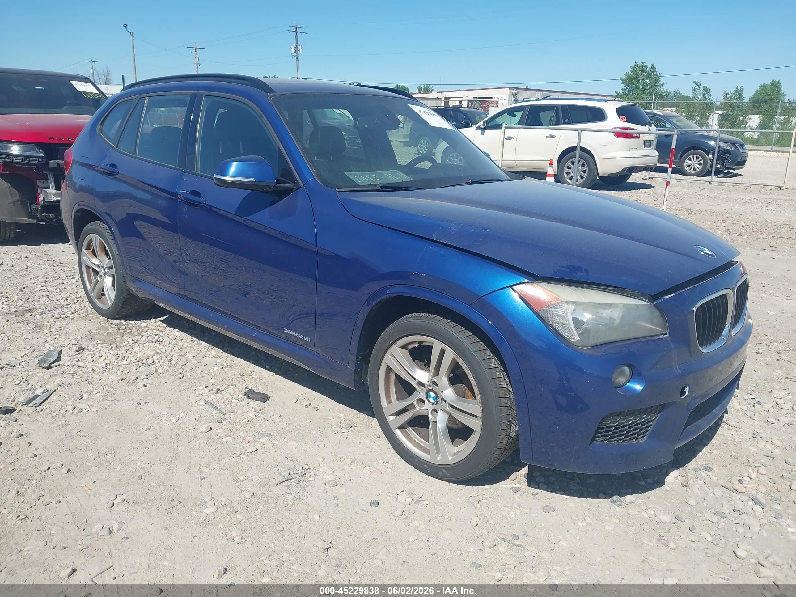 2013 Bmw X1 Xdrive28i Dark Blue vin: WBAVL1C59DVR87682