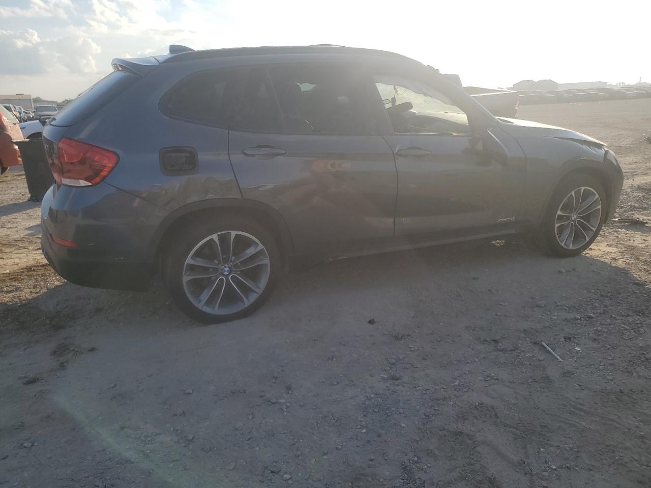 2014 Bmw X1 Sdrive2 Угольный vin: WBAVL1C59EVY11149