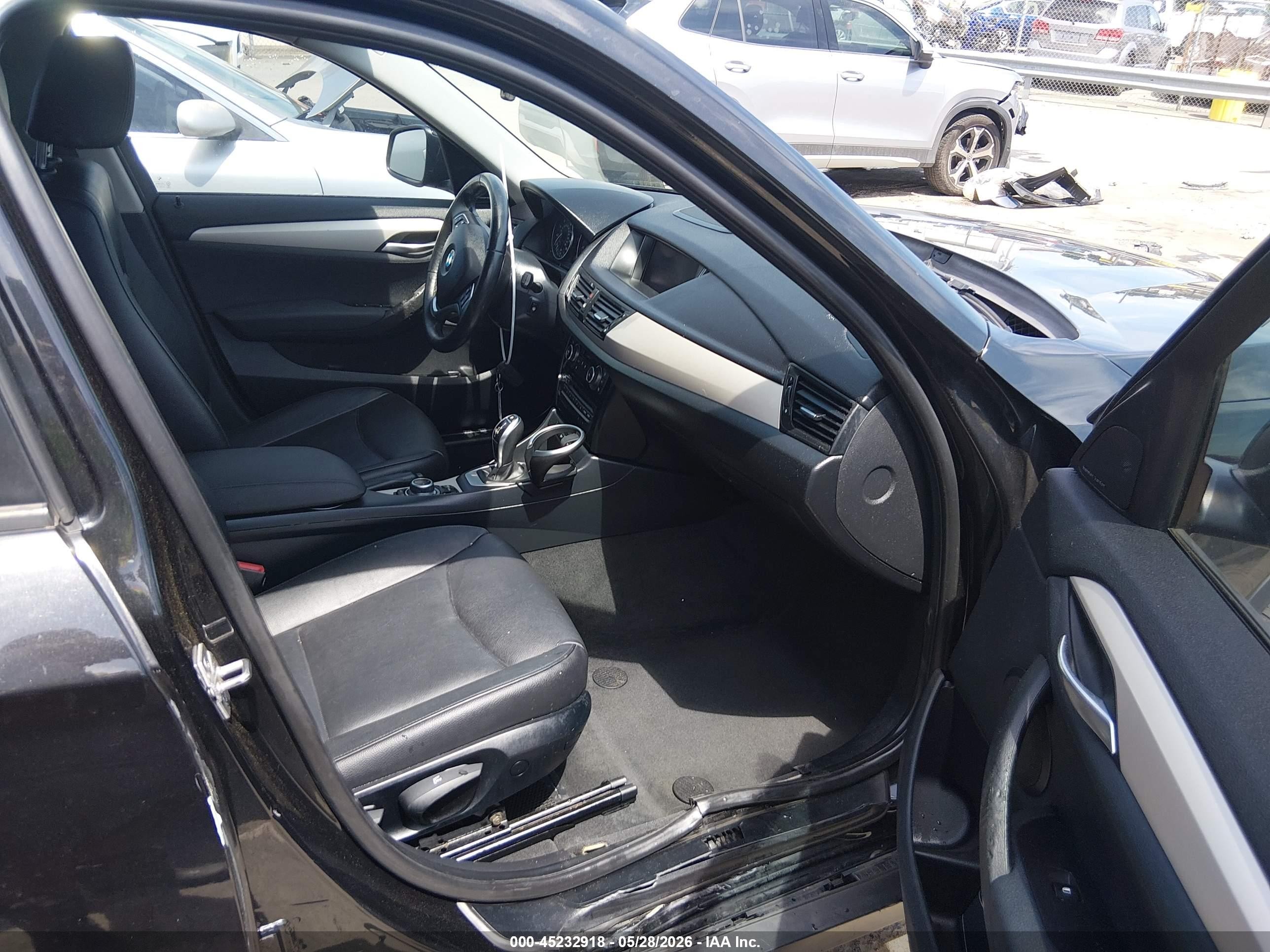 2014 Bmw X1 Xdrive28i Black vin: WBAVL1C59EVY13158