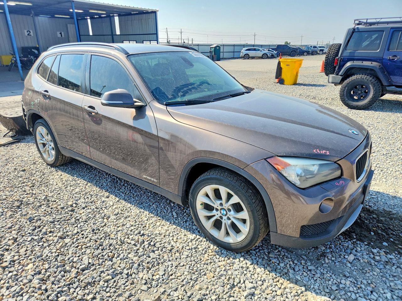 2014 Bmw X1 Xdrive28i Brown vin: WBAVL1C59EVY13337