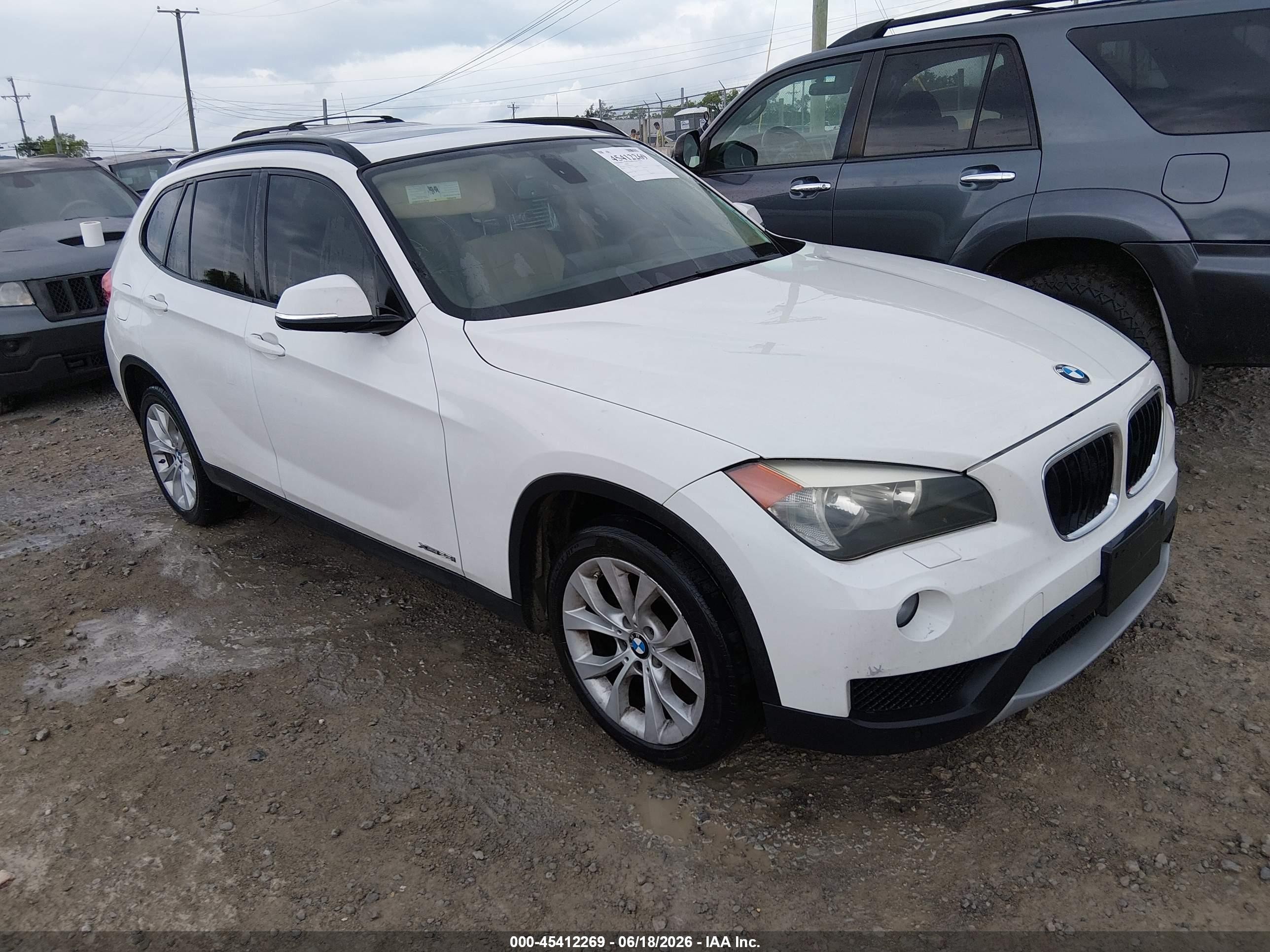 2014 Bmw X1 Xdrive28i White vin: WBAVL1C59EVY22927