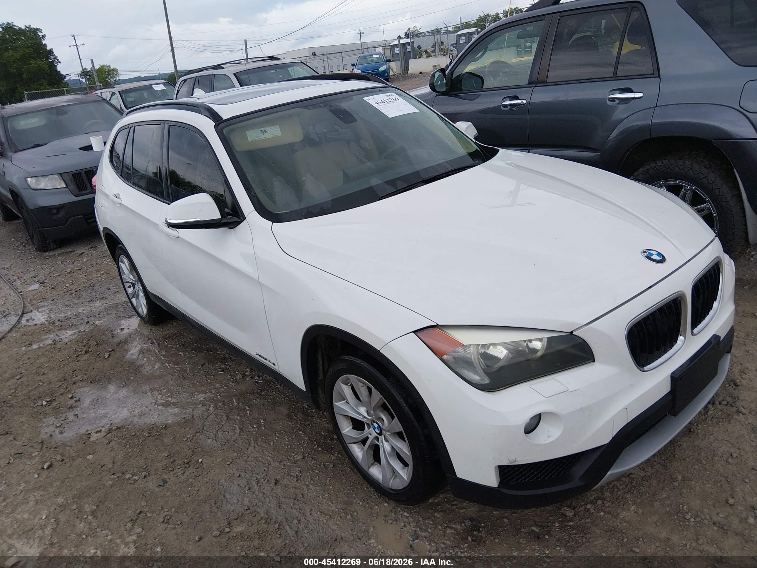 2014 Bmw X1 Xdrive28i White vin: WBAVL1C59EVY22927