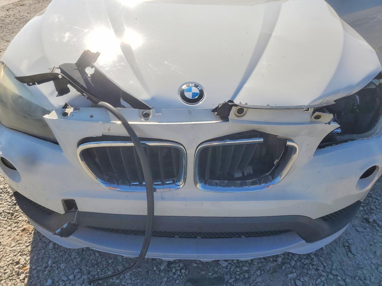 2015 Bmw X1 Xdrive28i White vin: WBAVL1C59FVY28695