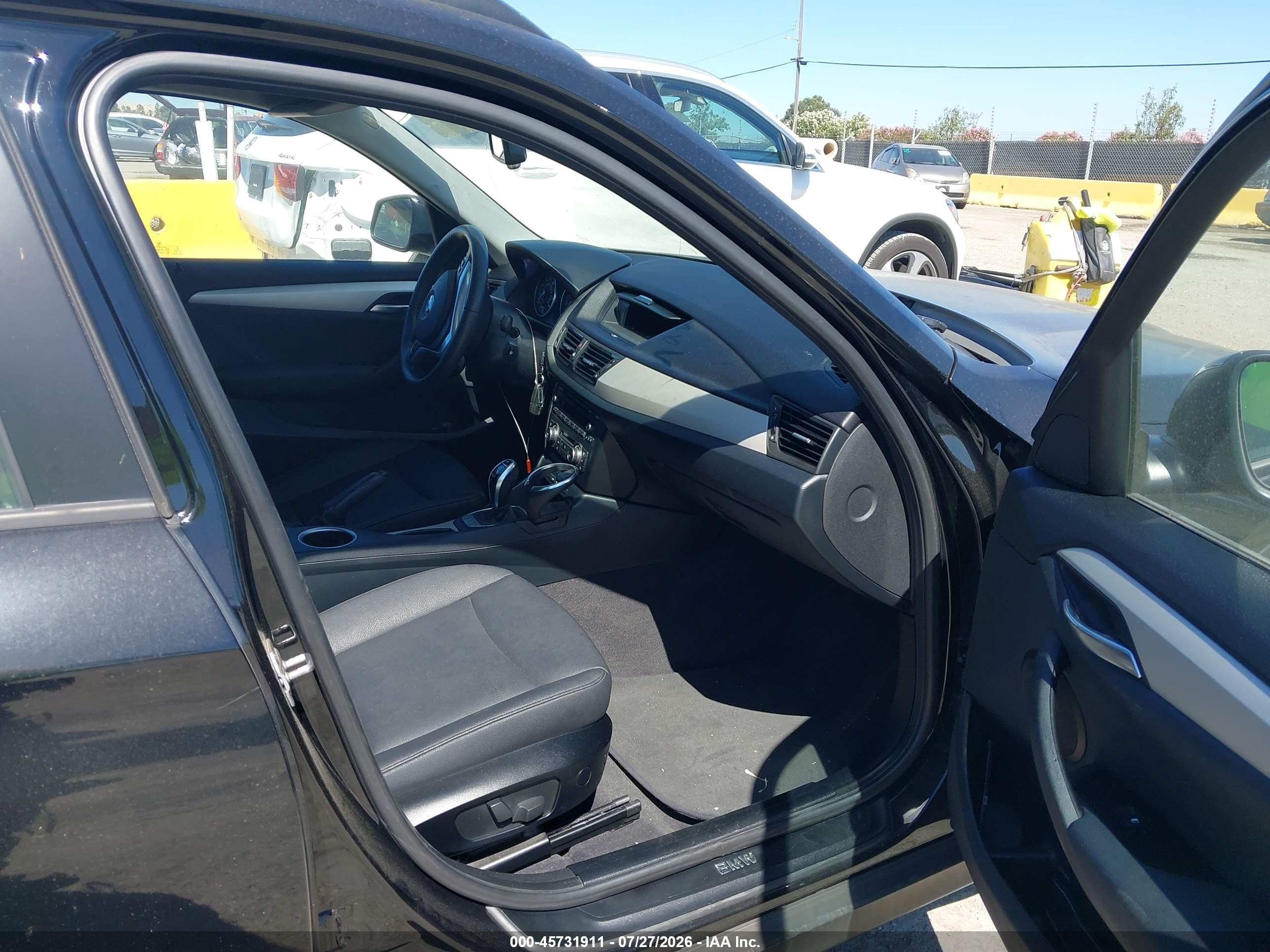 2015 Bmw X1 Xdrive28i Black vin: WBAVL1C59FVY30253