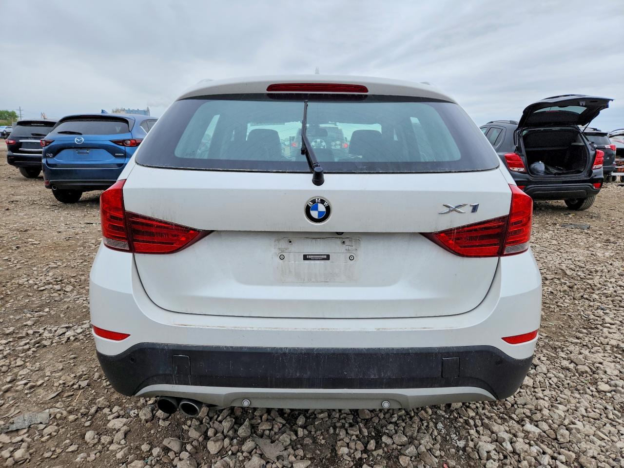 2015 Bmw X1 White vin: WBAVL1C59FVY31810