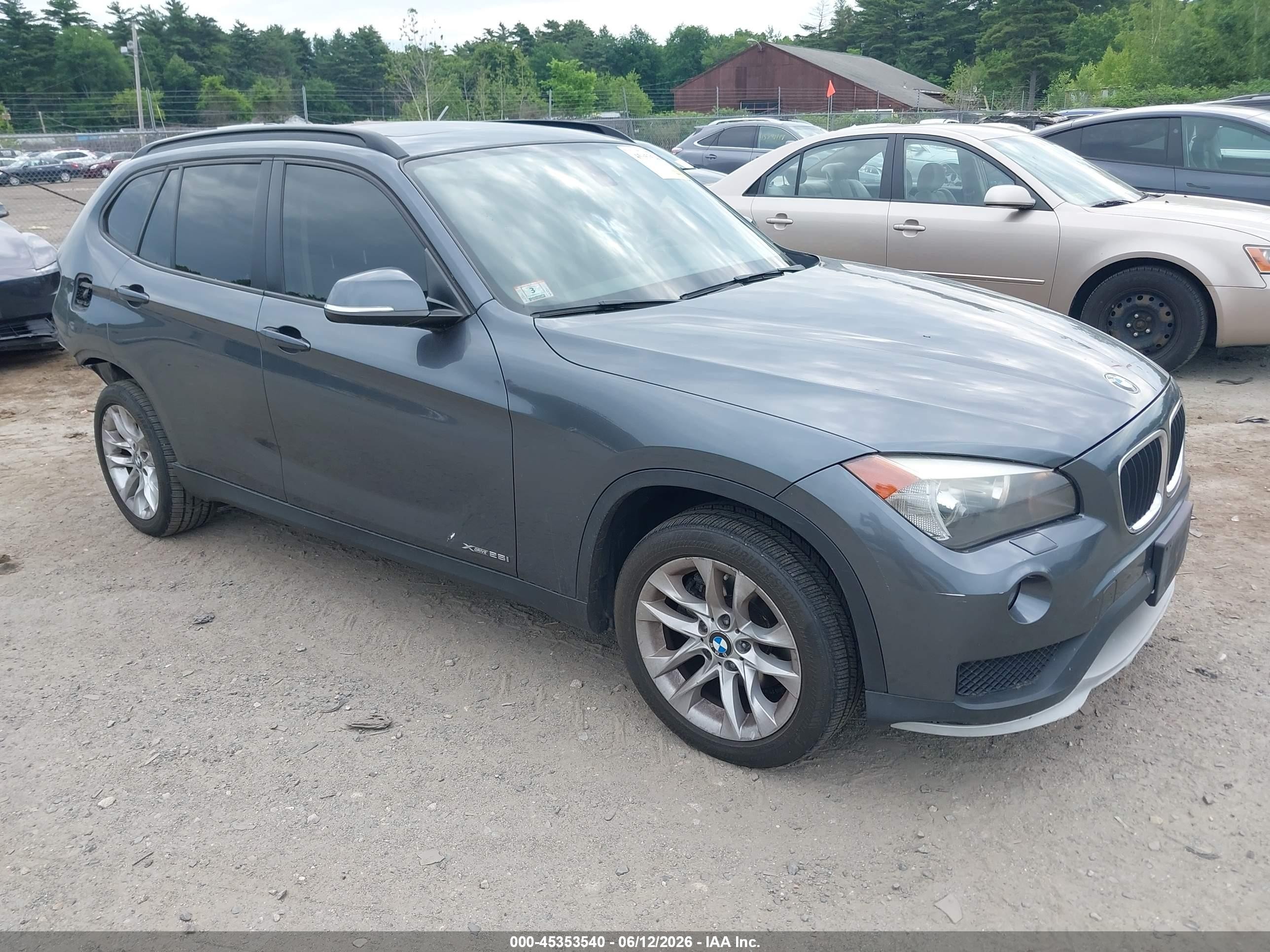 2015 Bmw X1 Xdrive28i Gray vin: WBAVL1C59FVY33671