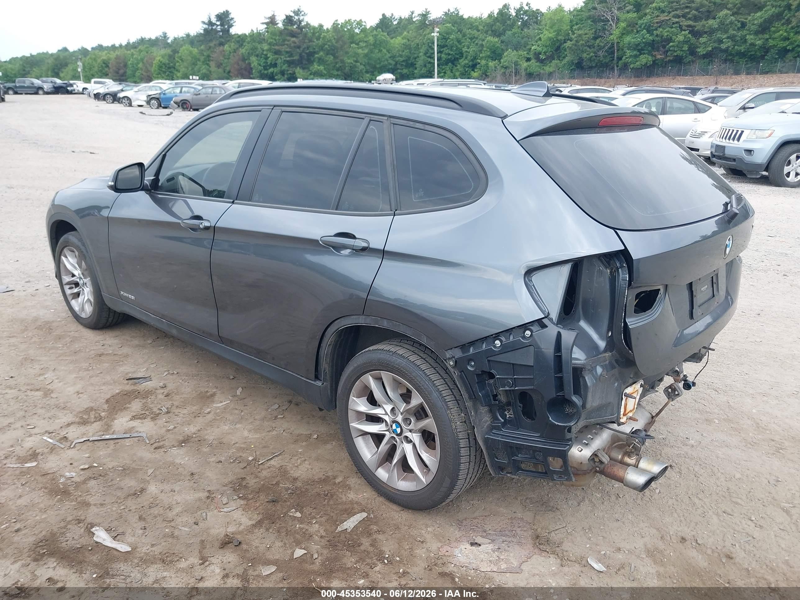 2015 Bmw X1 Xdrive28i Gray vin: WBAVL1C59FVY33671