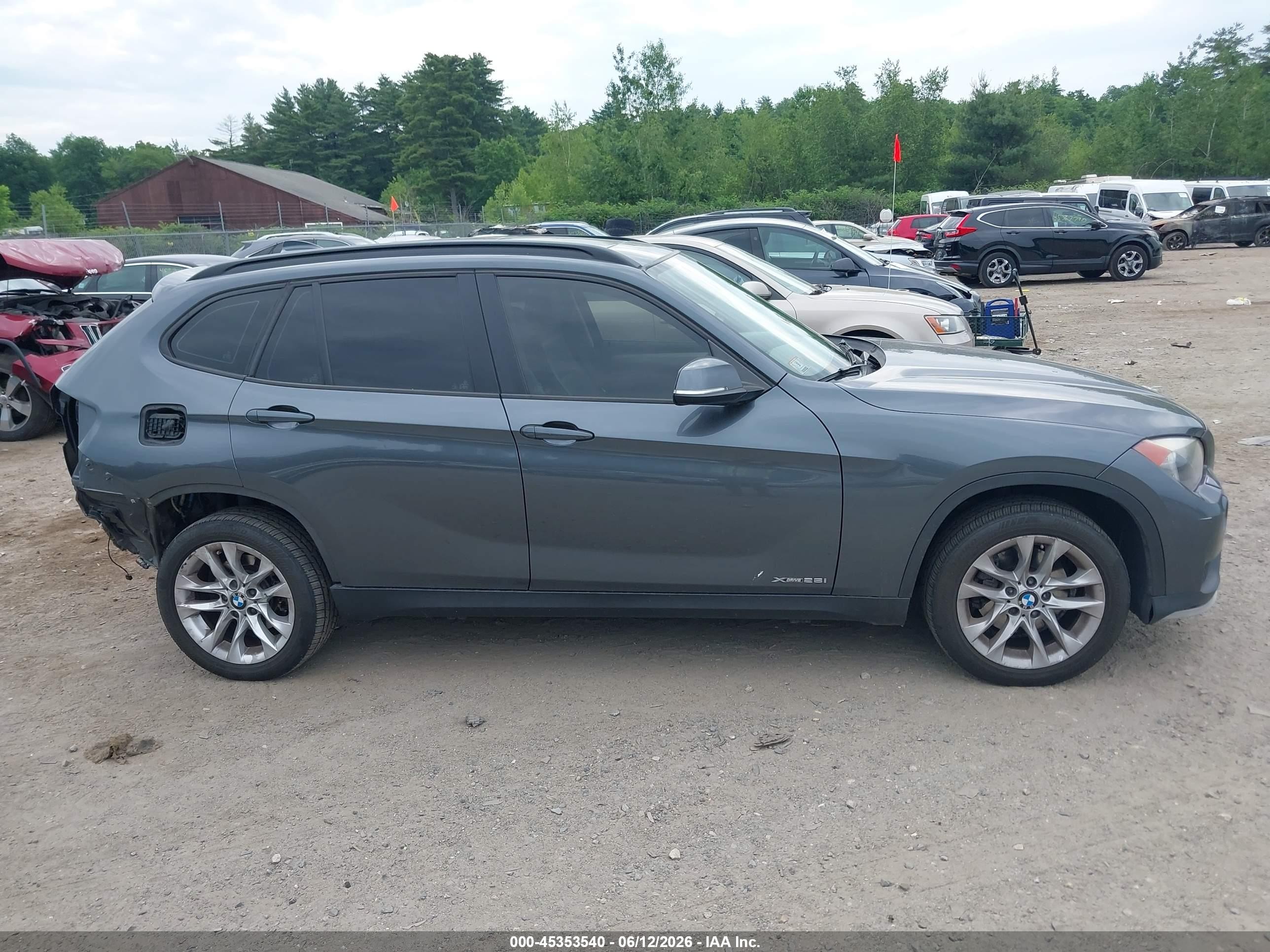 2015 Bmw X1 Xdrive28i Gray vin: WBAVL1C59FVY33671