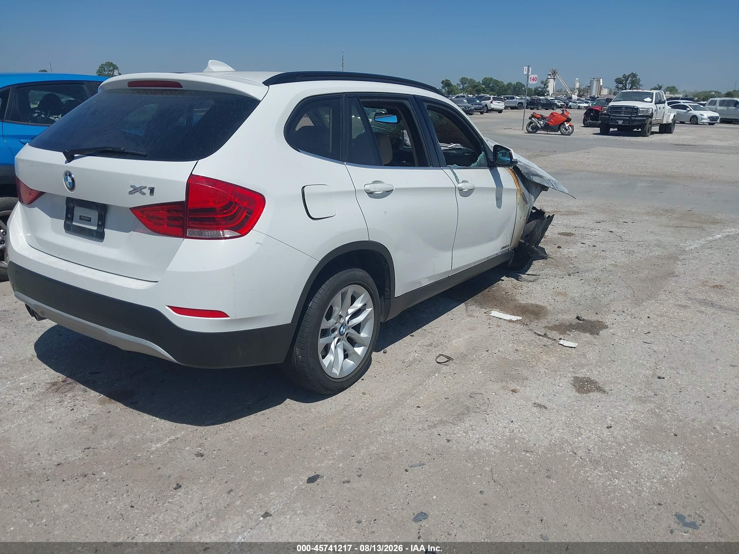 2015 Bmw X1 Xdrive28i White vin: WBAVL1C59FVY37770