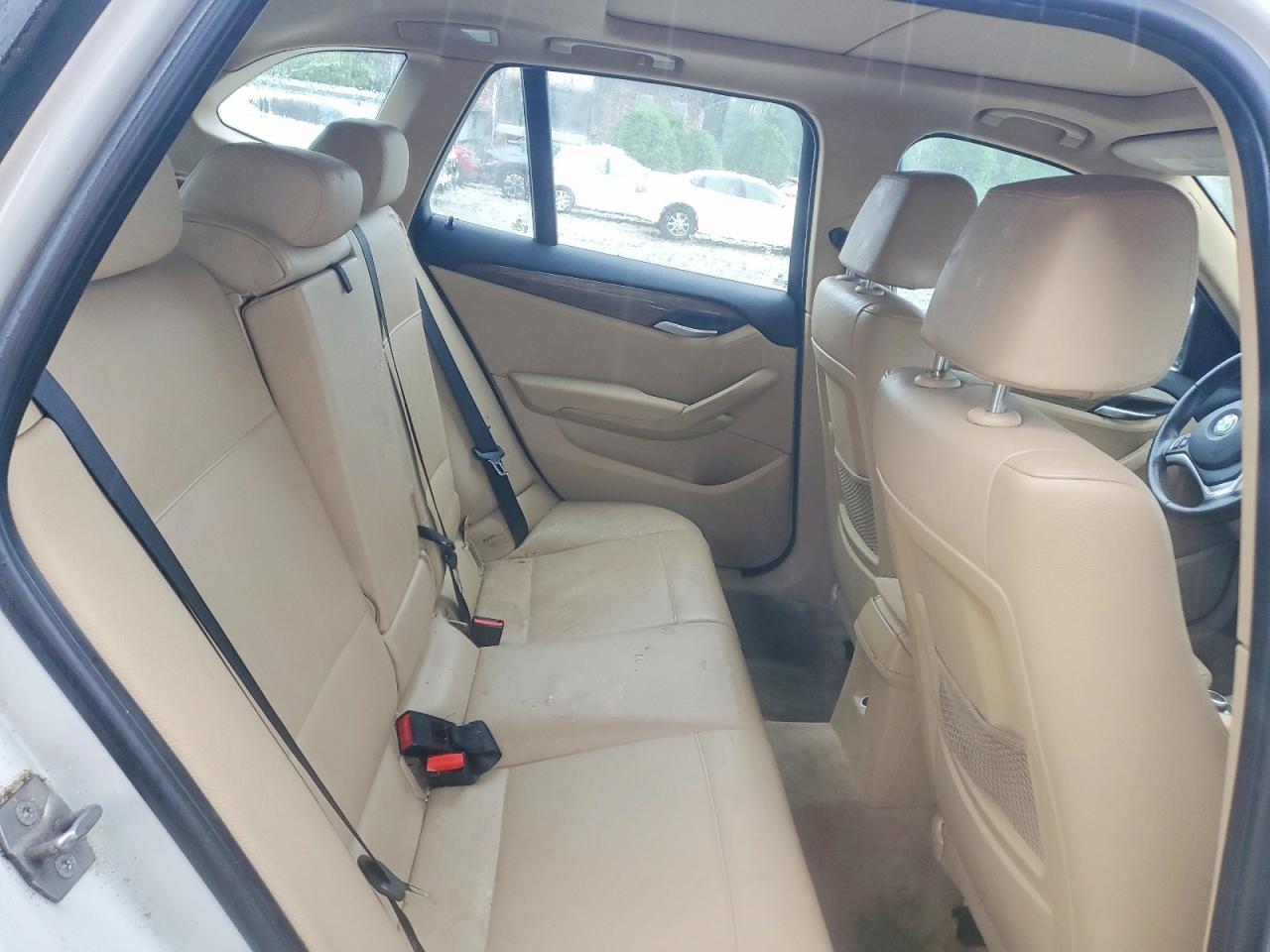 2013 Bmw X1 Xdrive28i White vin: WBAVL1C5XDVR82006