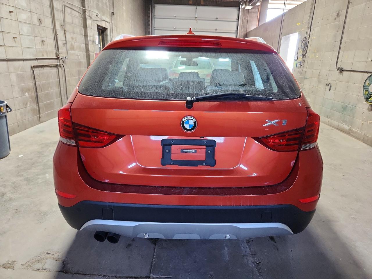 2013 Bmw X1 Xdrive28i Orange vin: WBAVL1C5XDVR87383
