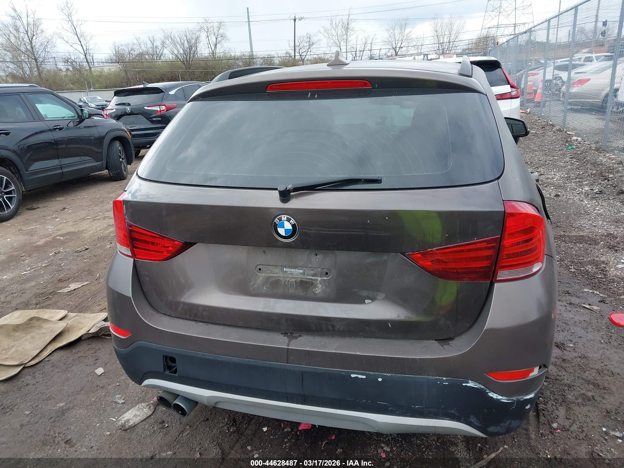 2013 Bmw X1 Xdrive28i Brown vin: WBAVL1C5XDVR88288