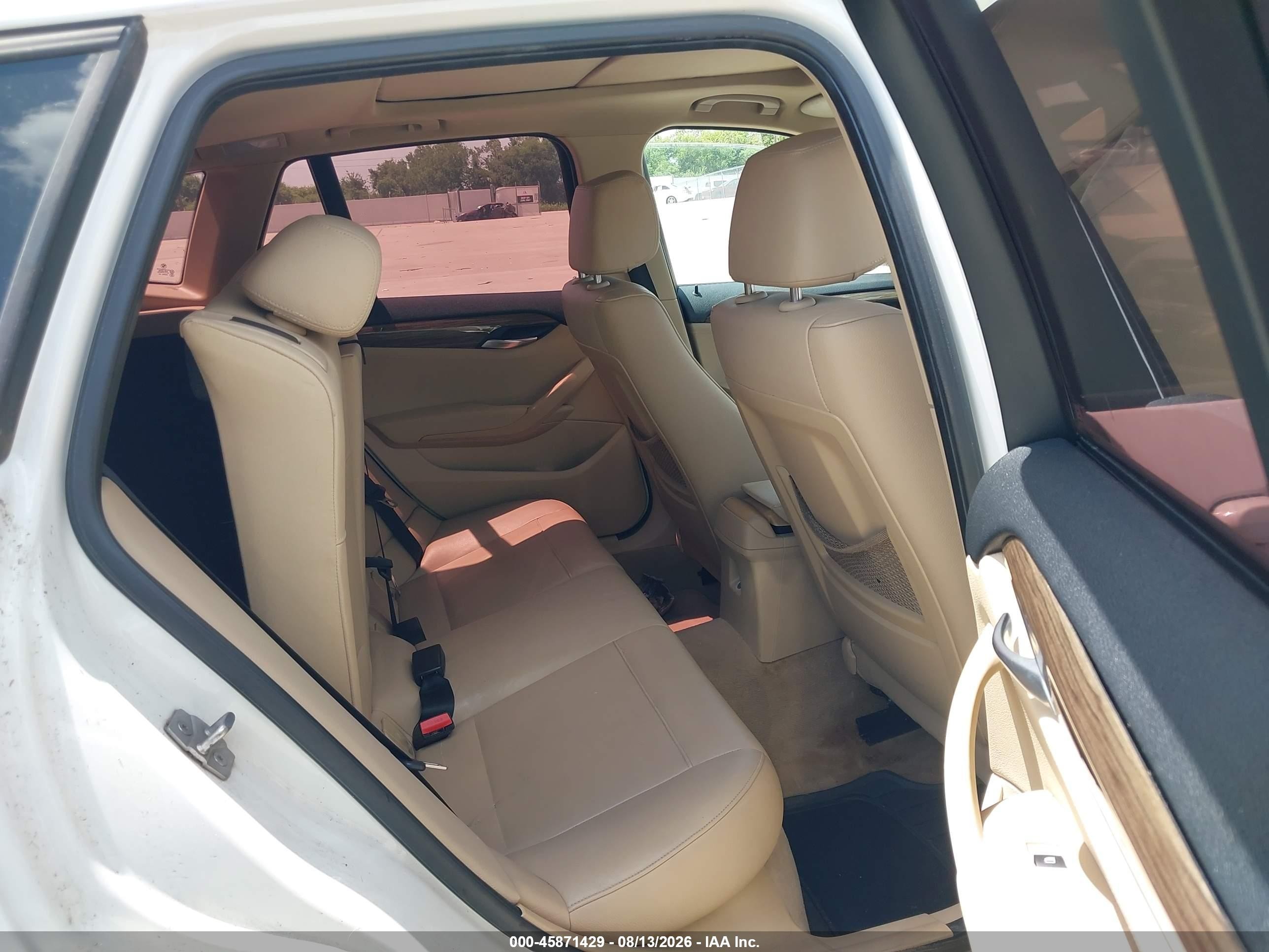 2013 Bmw X1 Xdrive28i White vin: WBAVL1C5XDVR88467