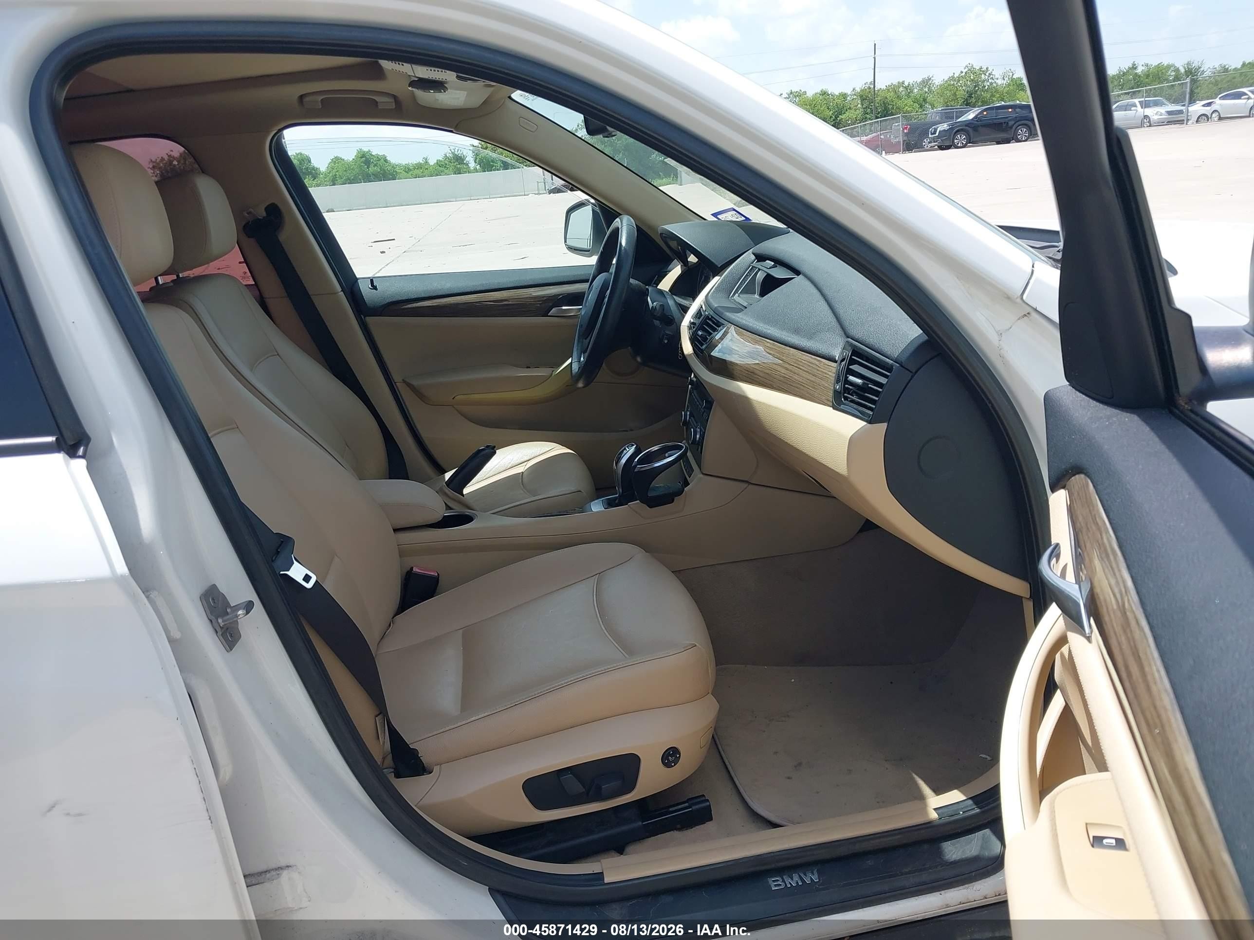 2013 Bmw X1 Xdrive28i White vin: WBAVL1C5XDVR88467