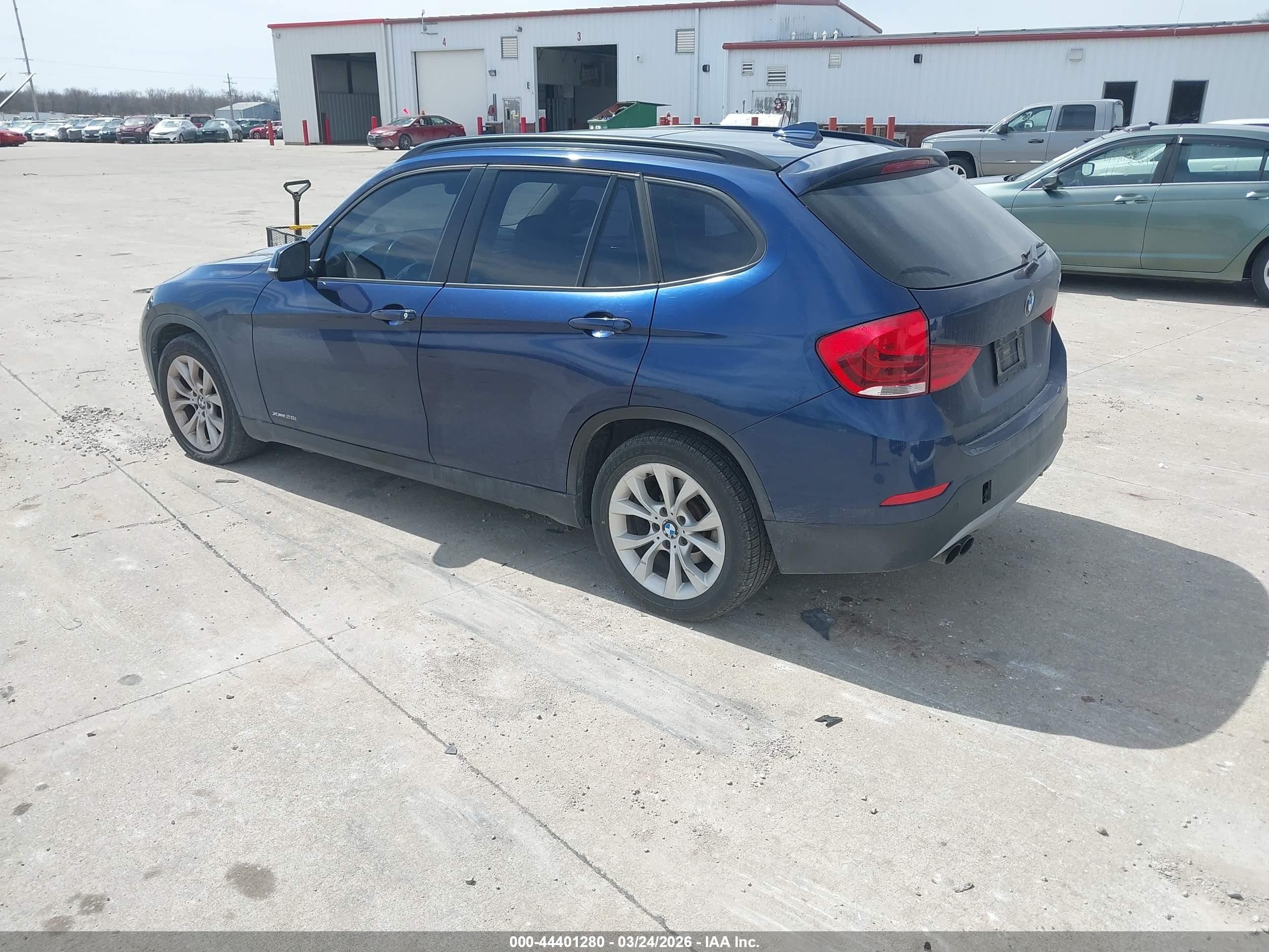 2013 Bmw X1 Xdrive28i Blue vin: WBAVL1C5XDVR92499