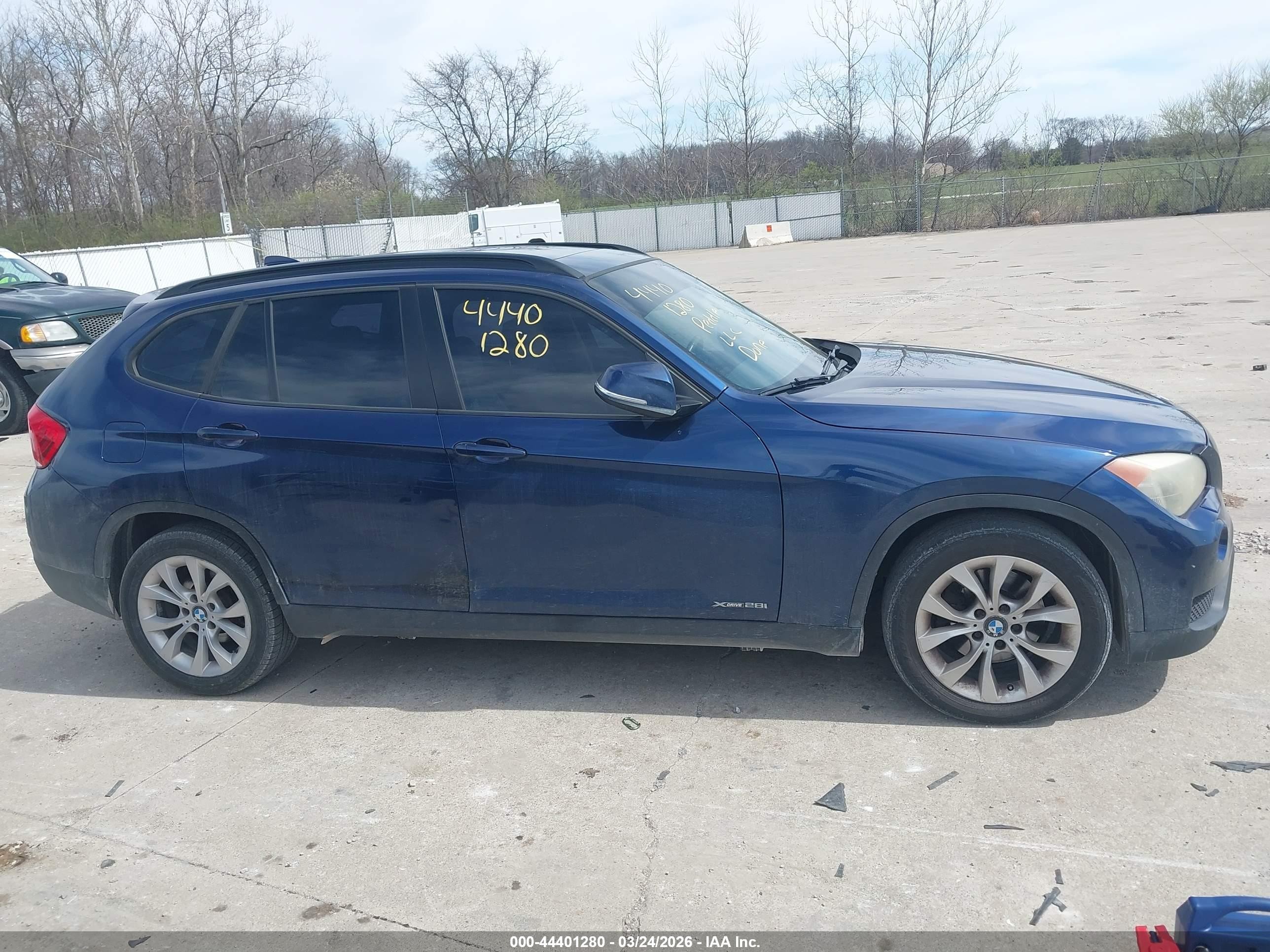2013 Bmw X1 Xdrive28i Blue vin: WBAVL1C5XDVR92499