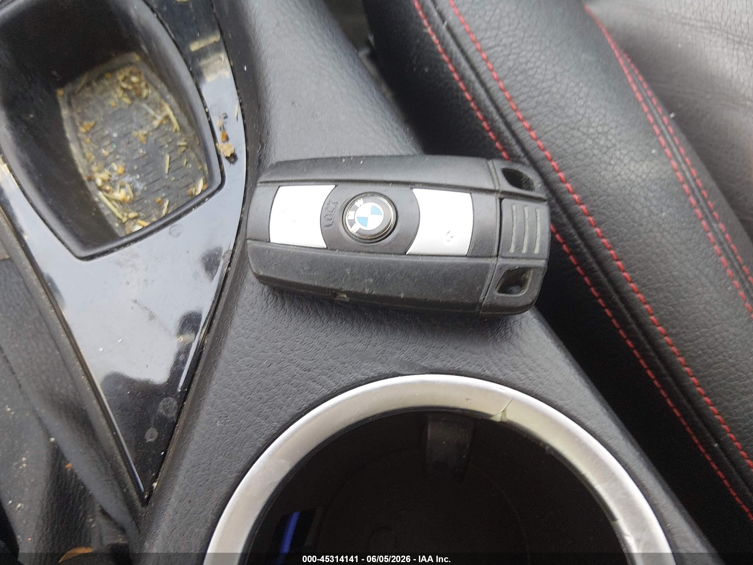 2014 Bmw X1 Xdrive28i Blue vin: WBAVL1C5XEVY12696
