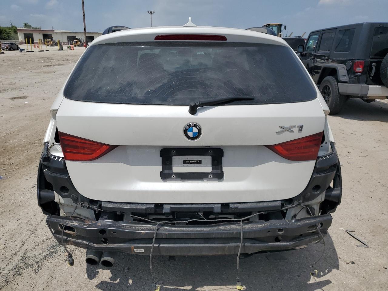 2015 Bmw X1 Xdrive28i White vin: WBAVL1C5XFVY30603