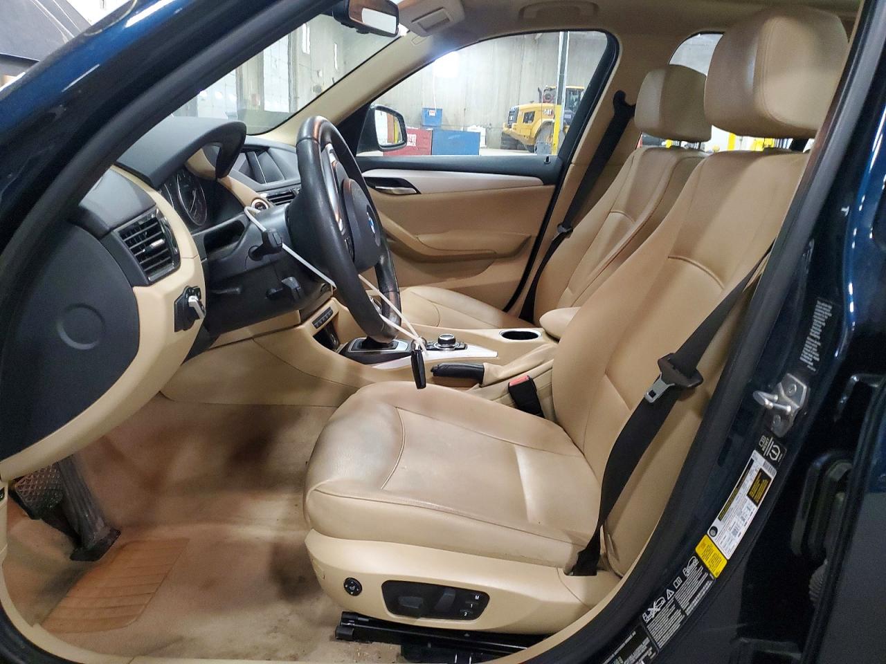 2015 Bmw X1 Xdrive28i Blue vin: WBAVL1C5XFVY32237