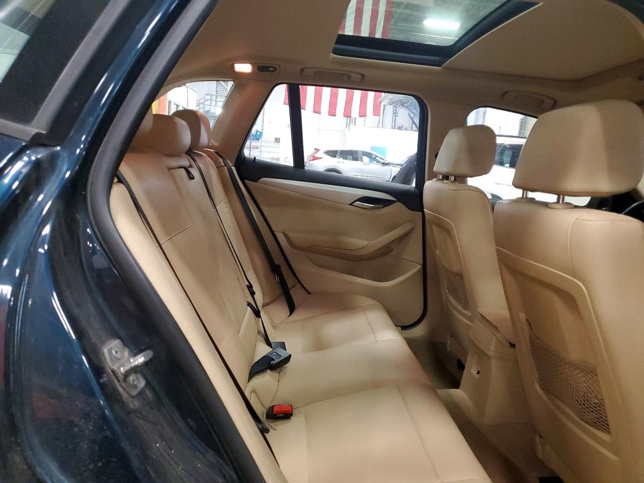 2015 Bmw X1 Xdrive28i Blue vin: WBAVL1C5XFVY32237