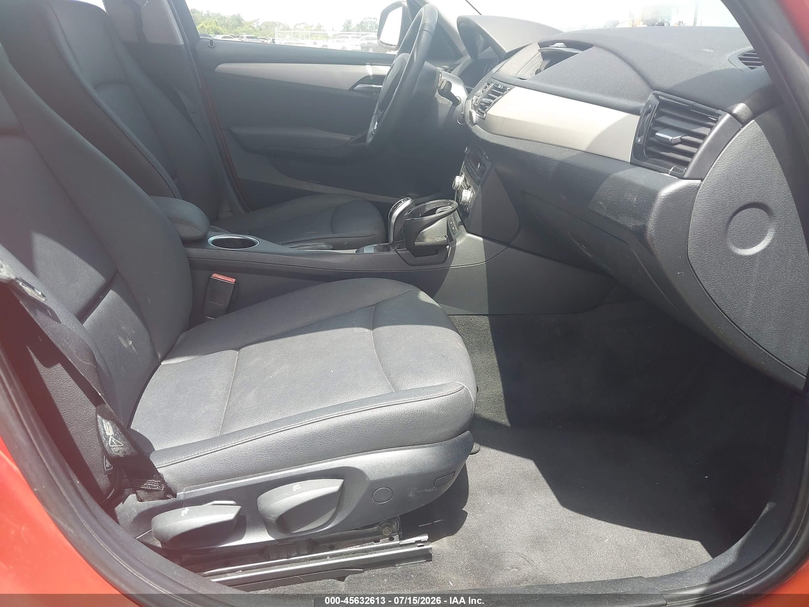 2013 Bmw X1 Sdrive28i Orange vin: WBAVM1C50DVL64125