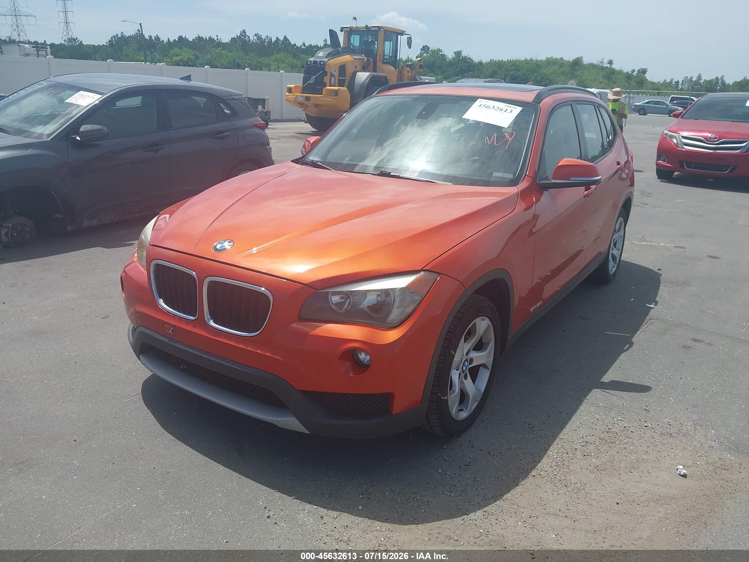 2013 Bmw X1 Sdrive28i Orange vin: WBAVM1C50DVL64125