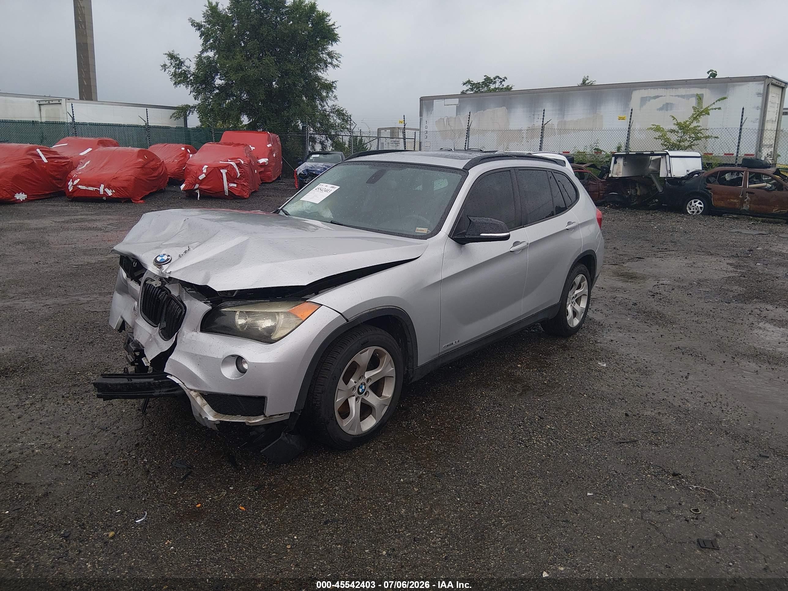 2013 Bmw X1 Sdrive28i Silver vin: WBAVM1C50DVW45051