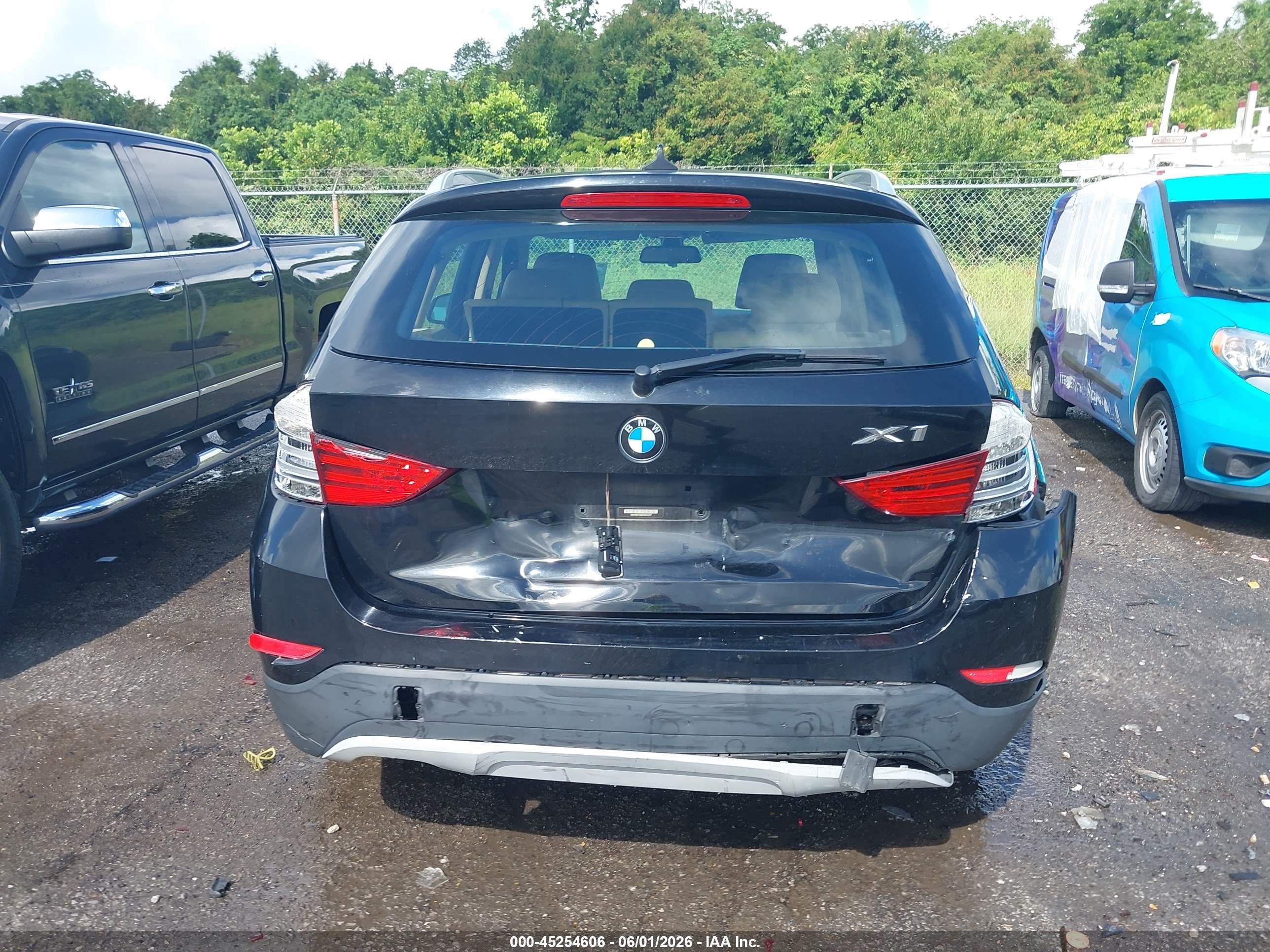 2013 Bmw X1 Sdrive28i Black vin: WBAVM1C50DVW45227