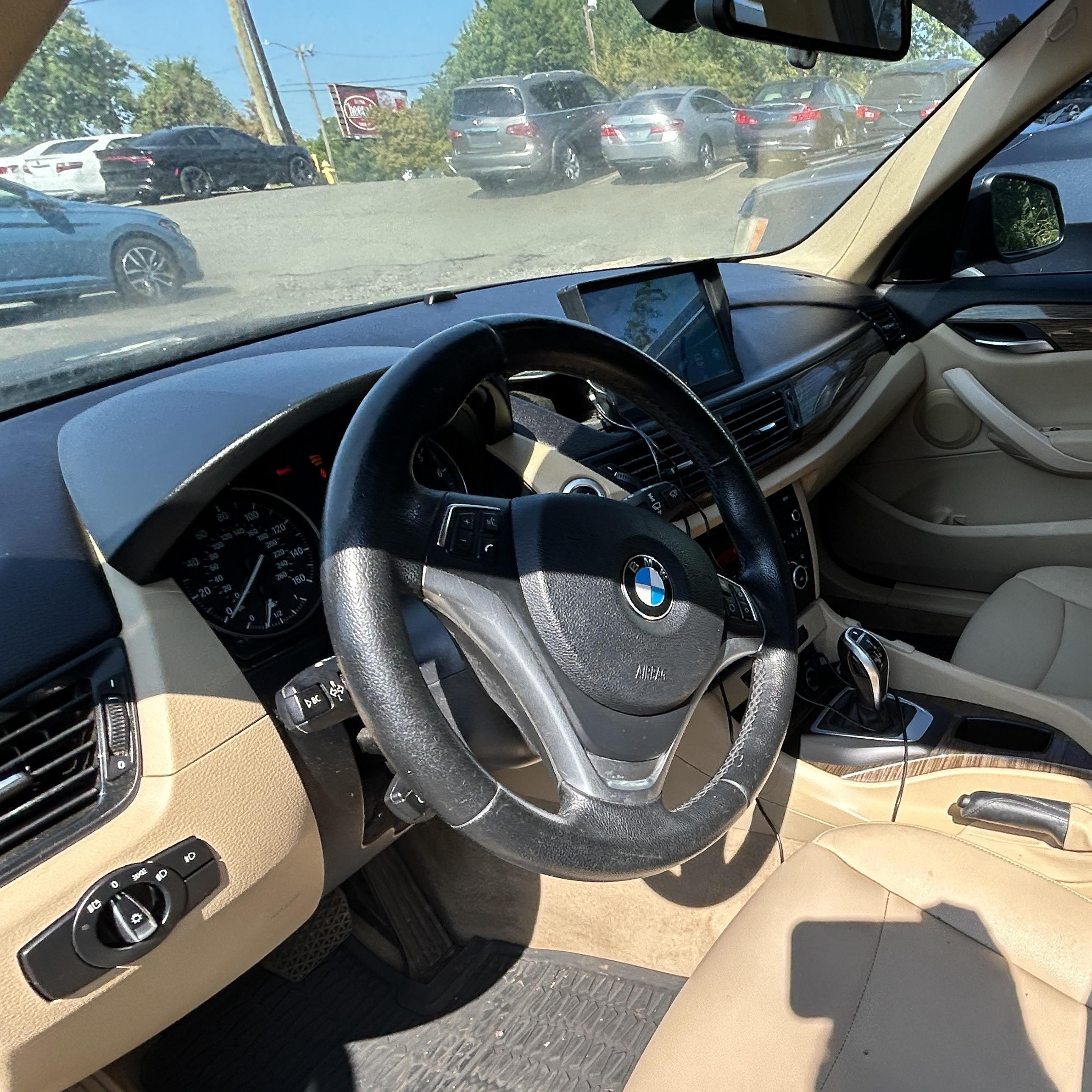 2014 Bmw X1 Sdrive28i vin: WBAVM1C50EVW49134