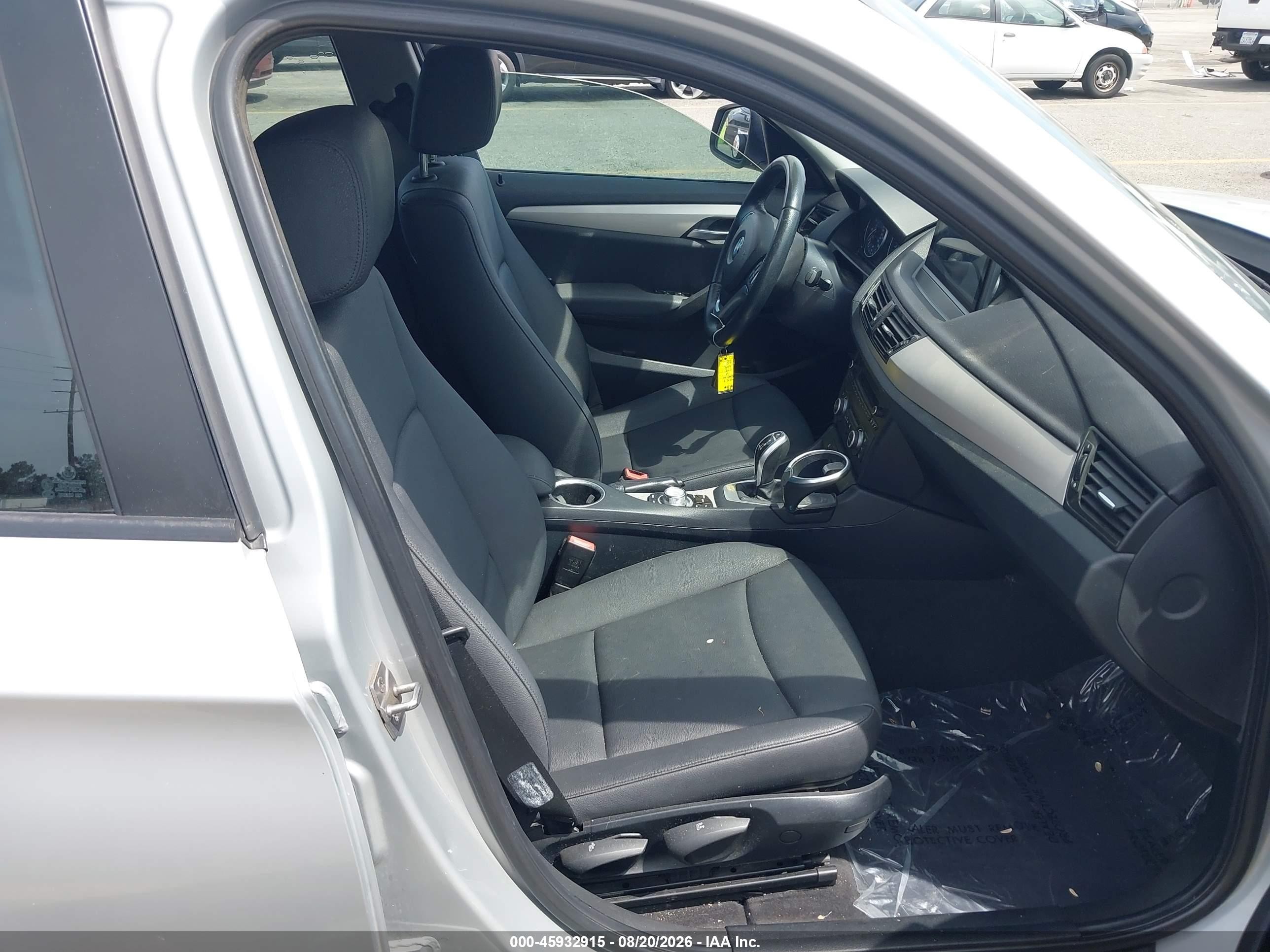 2014 Bmw X1 Sdrive28i Silver vin: WBAVM1C50EVW51708