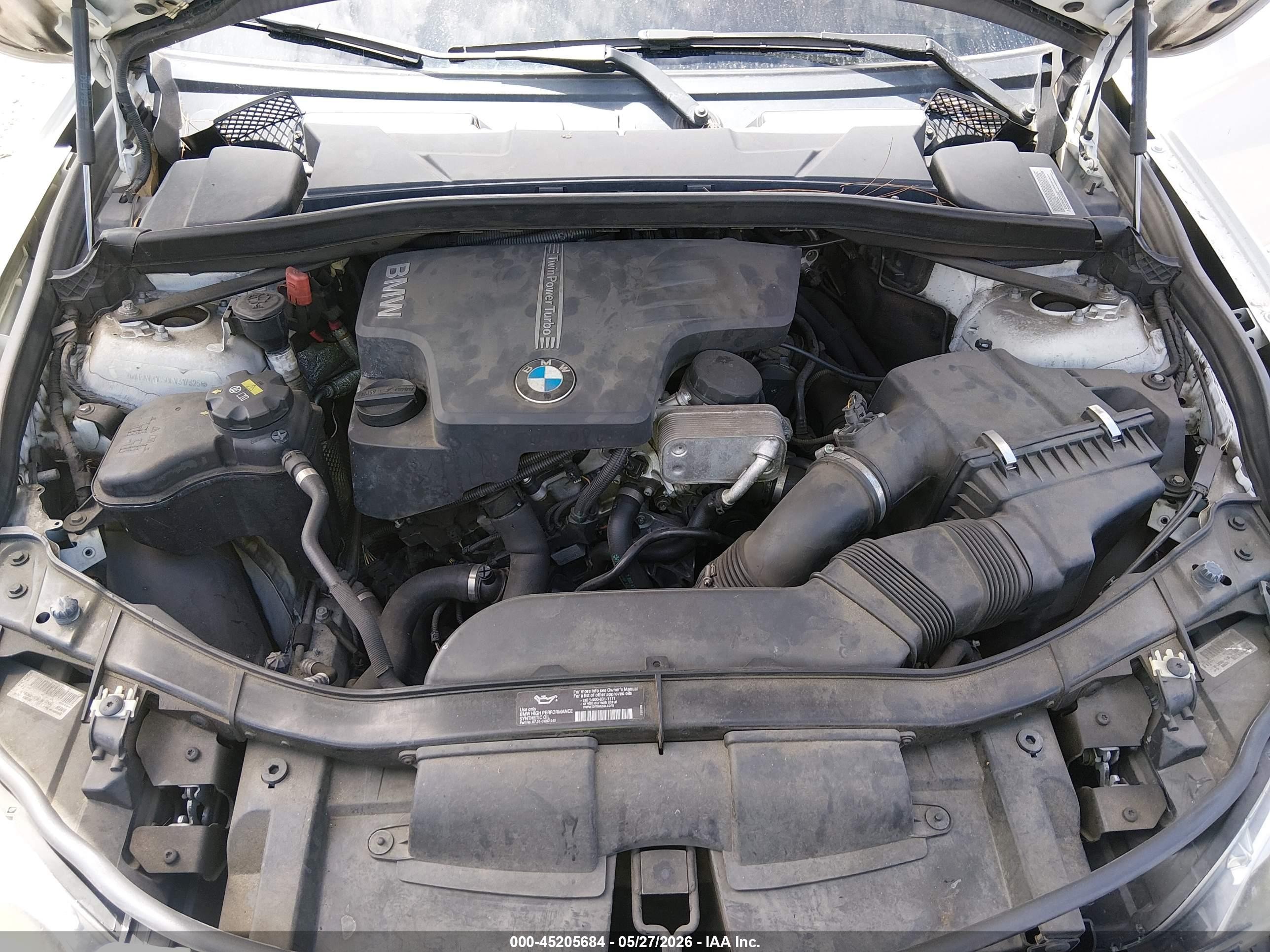 2015 Bmw X1 Sdrive28i Белый vin: WBAVM1C50FV317325