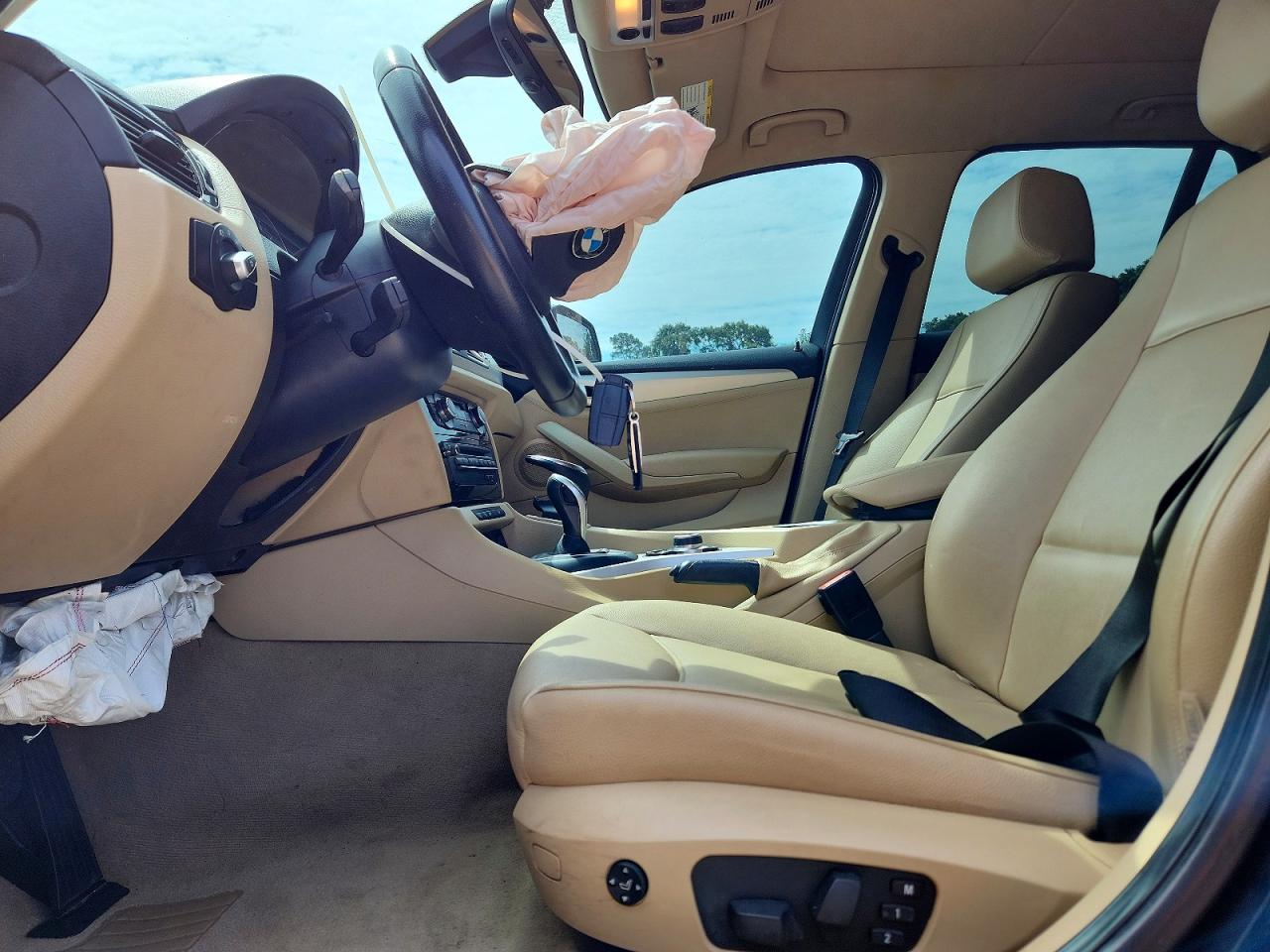 2013 Bmw X1 Sdrive28i Синий vin: WBAVM1C51DVW44409