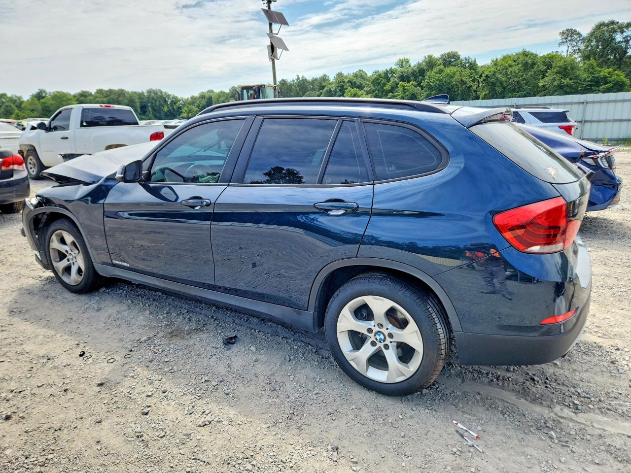 2013 Bmw X1 Sdrive28i Синий vin: WBAVM1C51DVW44409