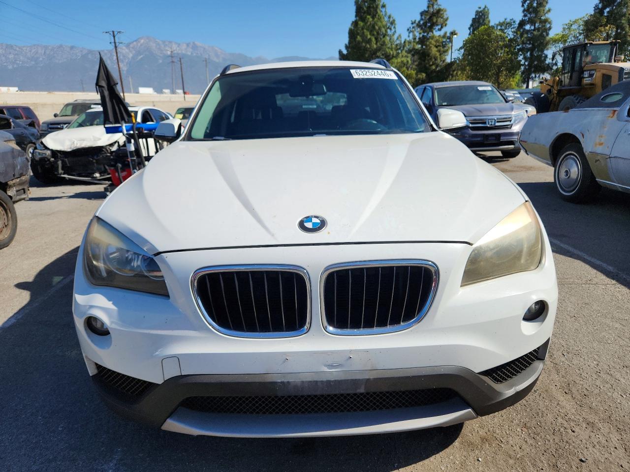 2013 Bmw X1 Sdrive28i White vin: WBAVM1C51DVW46211