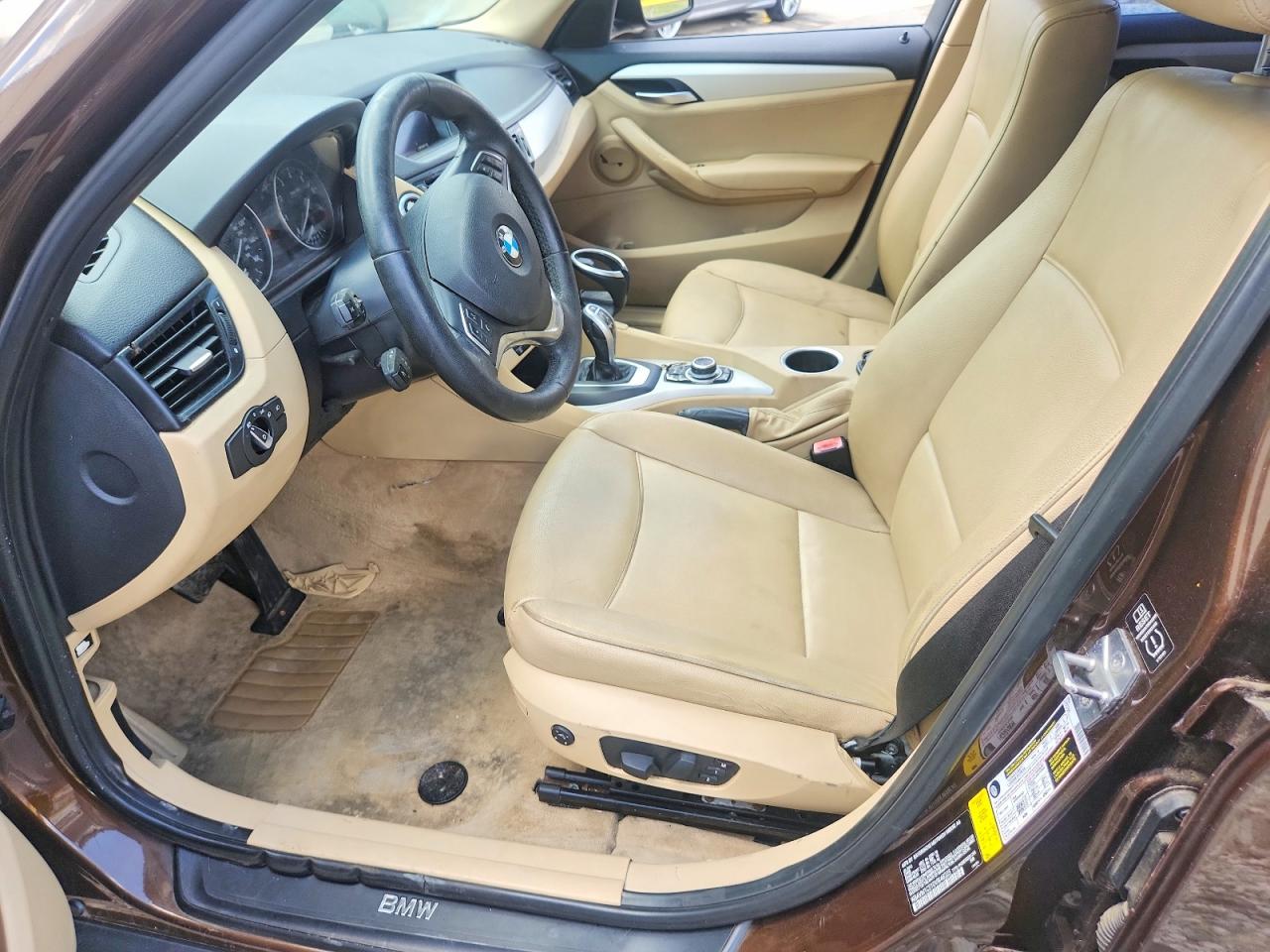 2013 Bmw X1 Sdrive28i Brown vin: WBAVM1C51DVW46225