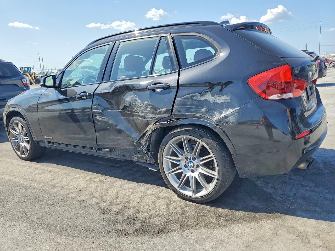 2013 Bmw X1 Sdrive28i Black vin: WBAVM1C52DVW44743