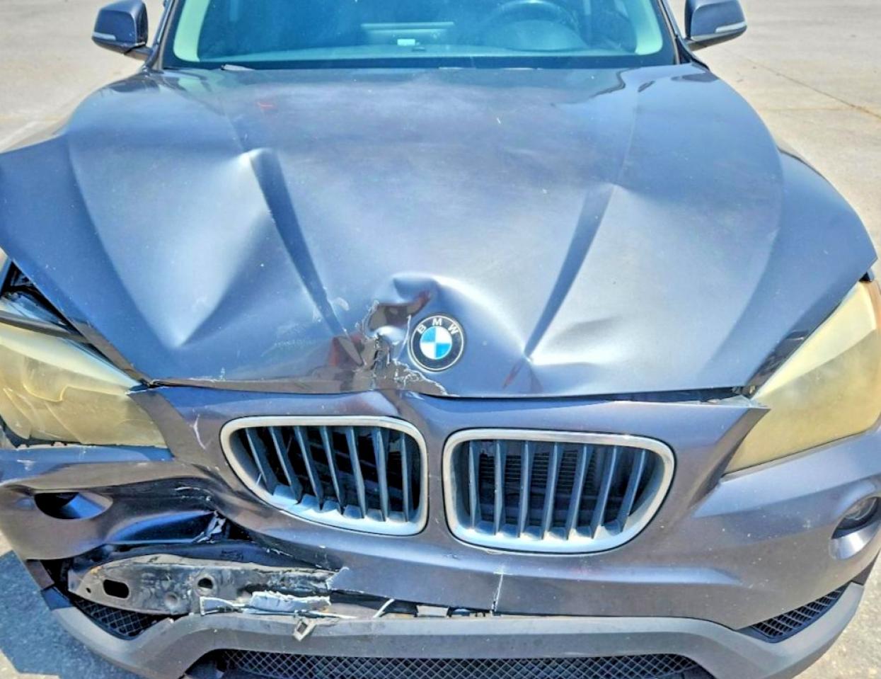 2013 Bmw X1 Sdrive28i Gray vin: WBAVM1C52DVW44810