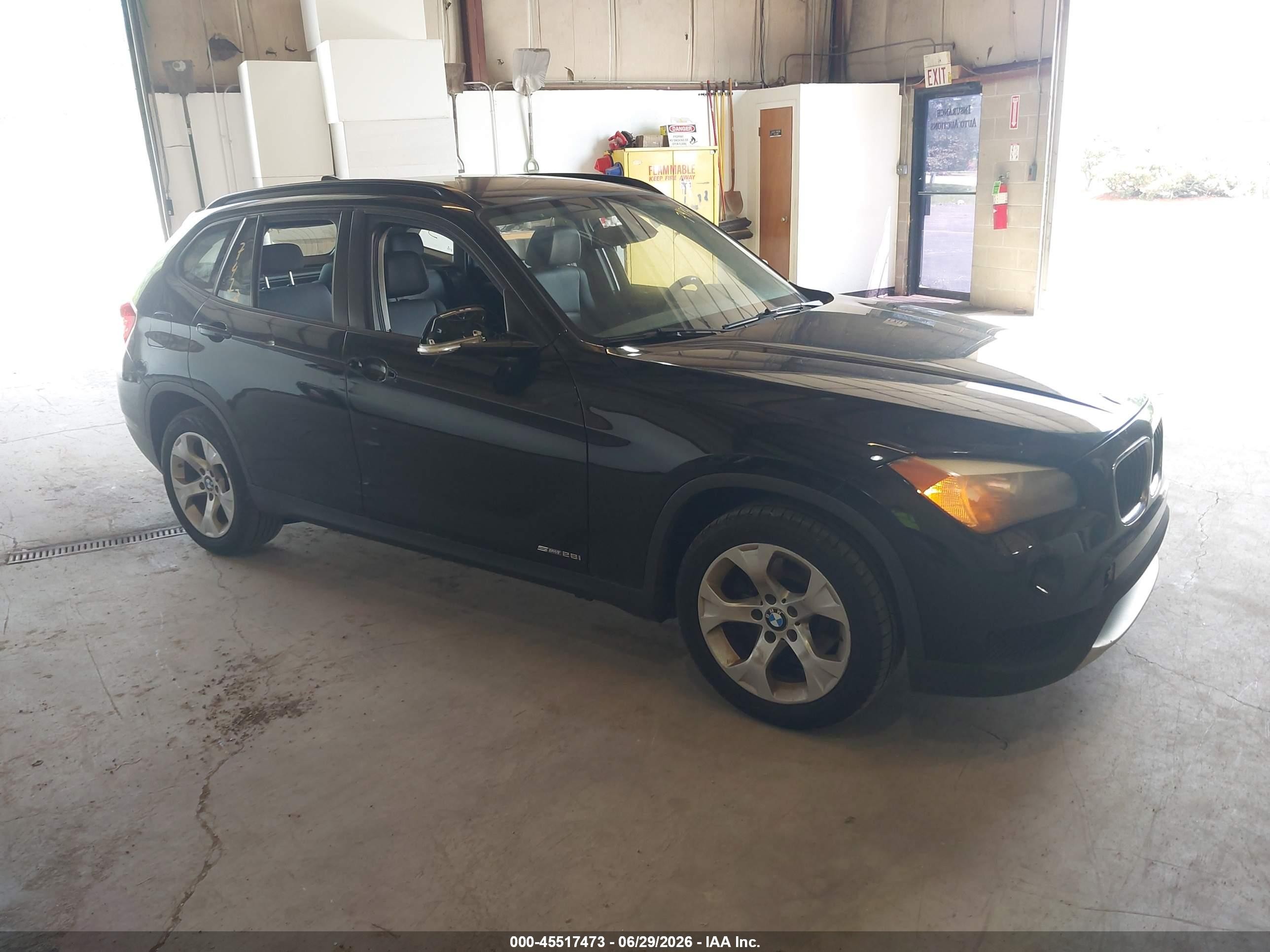 2014 Bmw X1 Sdrive28i Black vin: WBAVM1C52EVW49149