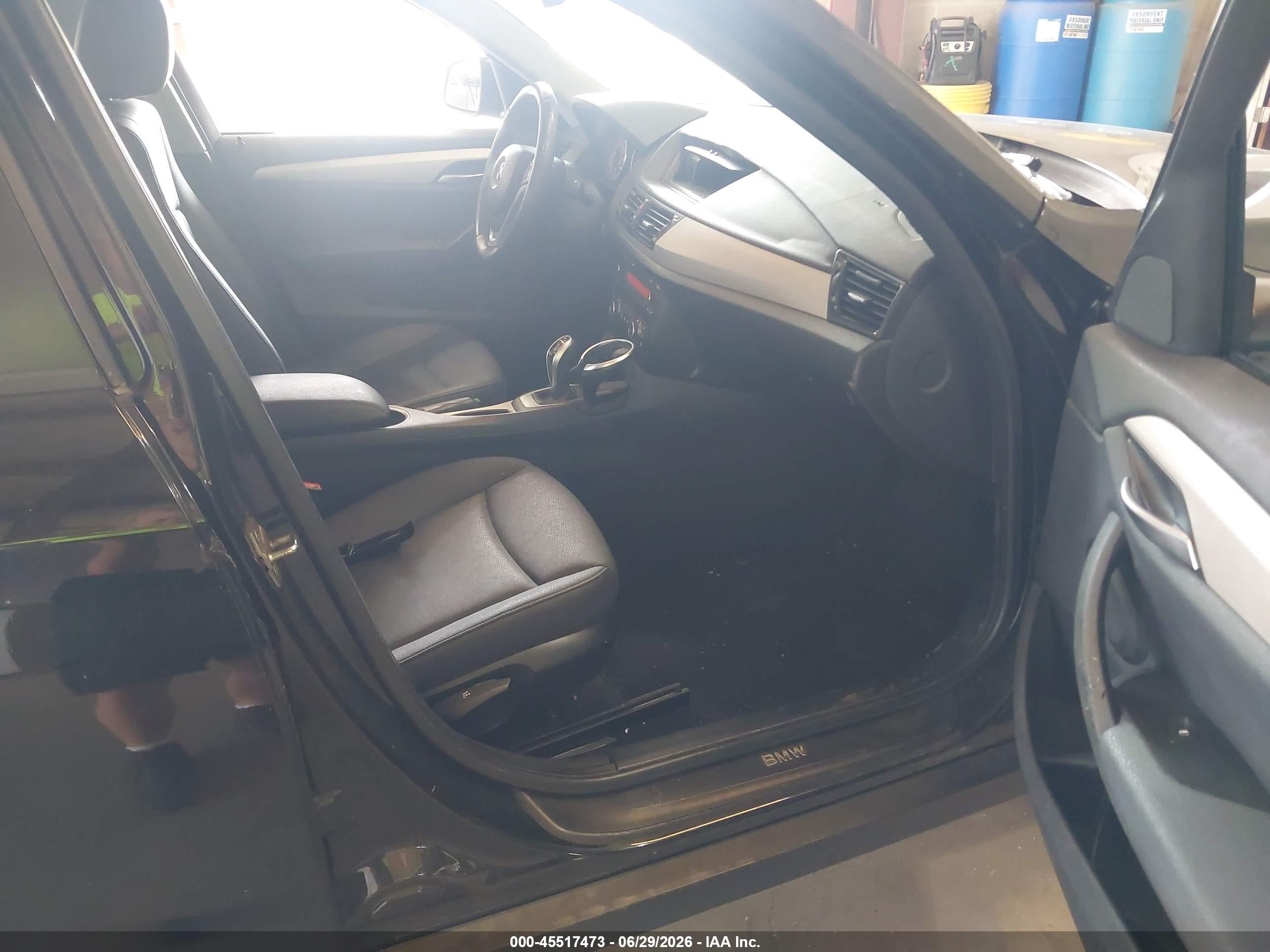 2014 Bmw X1 Sdrive28i Black vin: WBAVM1C52EVW49149