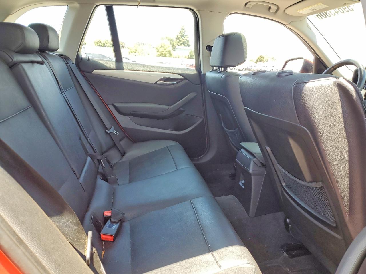 2014 Bmw X1 Orange vin: WBAVM1C52EVW49541
