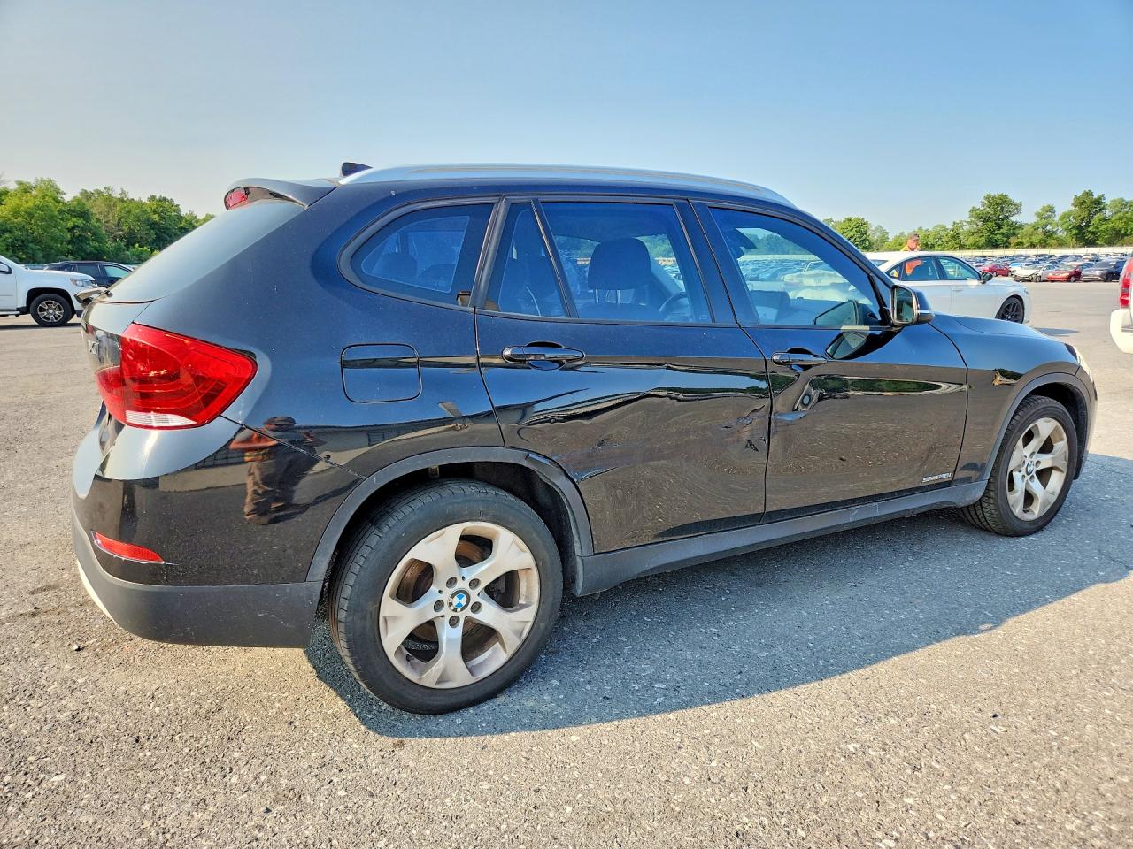 2014 Bmw X1 Sdrive28i Black vin: WBAVM1C52EVW50298