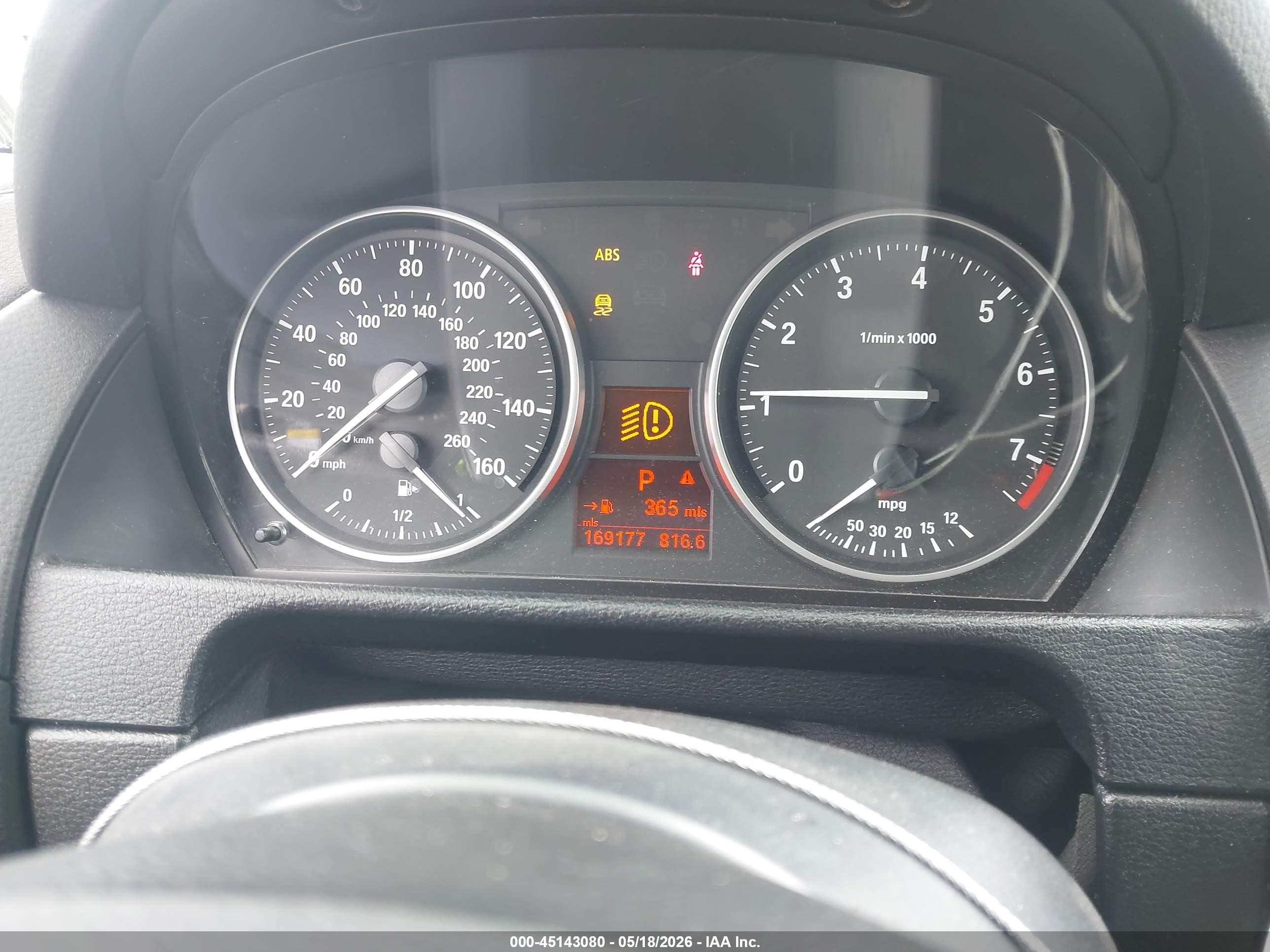 2015 Bmw X1 Sdrive28i Gray vin: WBAVM1C52FV317407