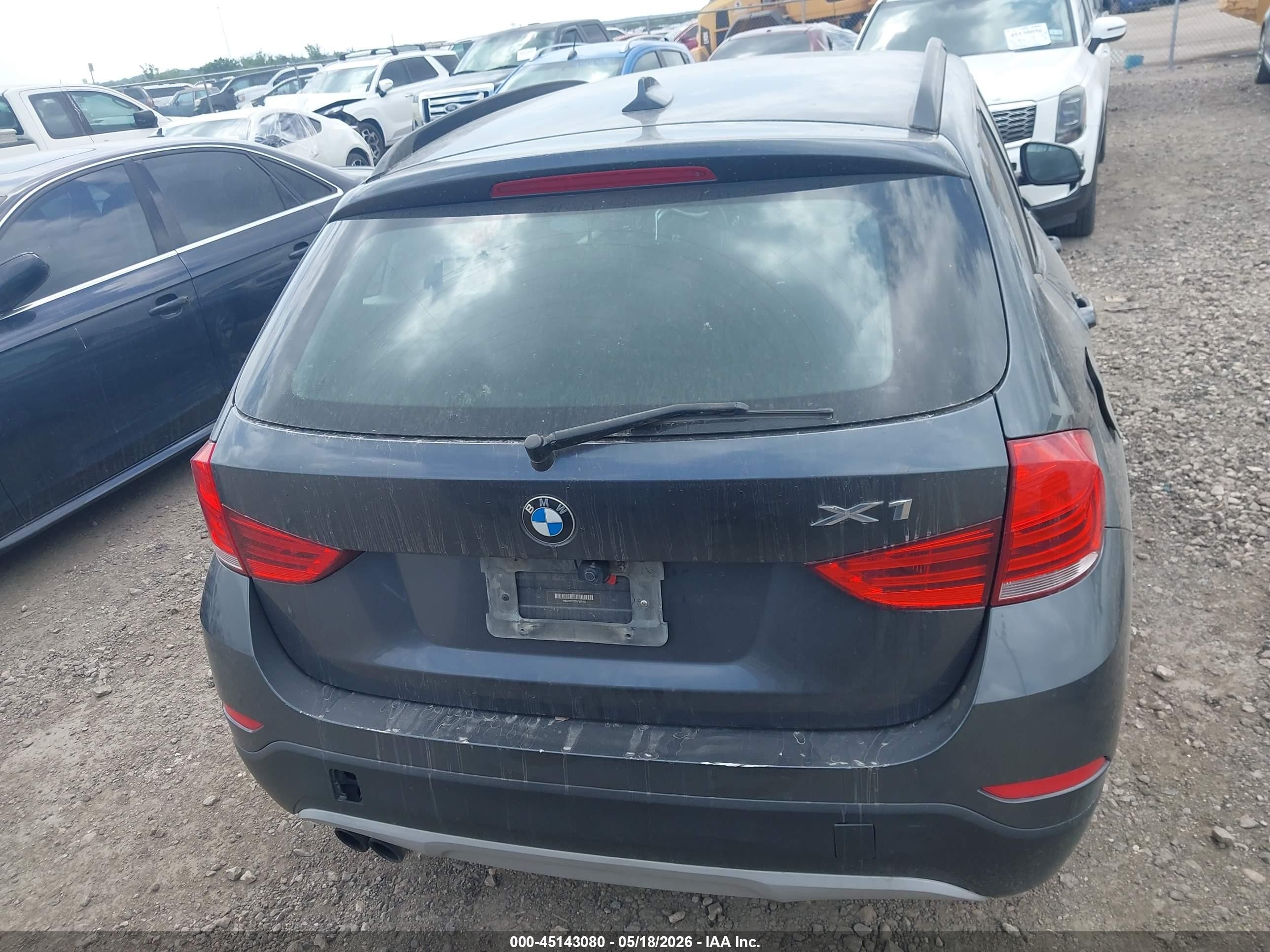2015 Bmw X1 Sdrive28i Gray vin: WBAVM1C52FV317407