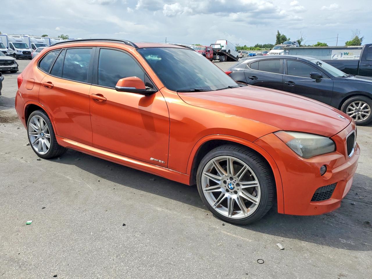 2013 Bmw X1 Sdrive28i Orange vin: WBAVM1C53DVW43813
